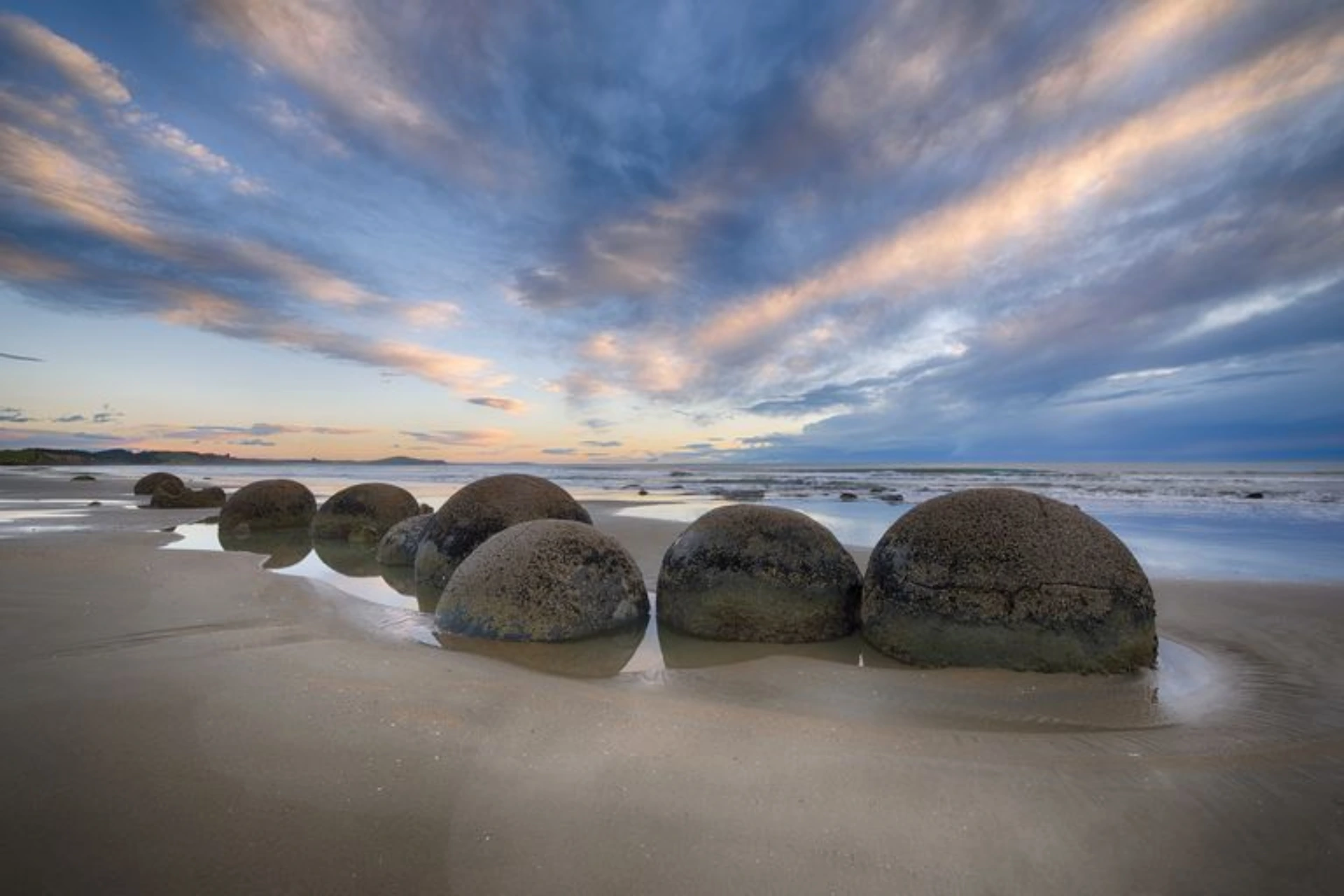 Moeraki Boulders