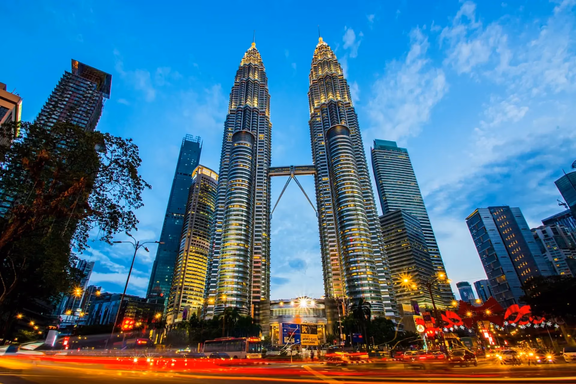 uala Lumpur comes alive after sunset, with the Petronas Twin Towers stealing the spotlight.