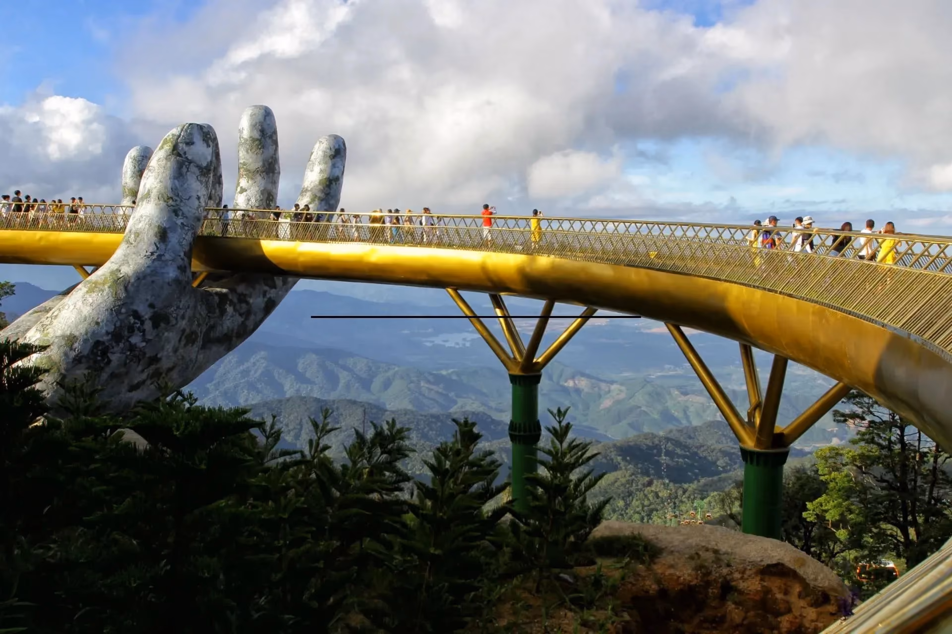 Golden Bridge, Da Nang 