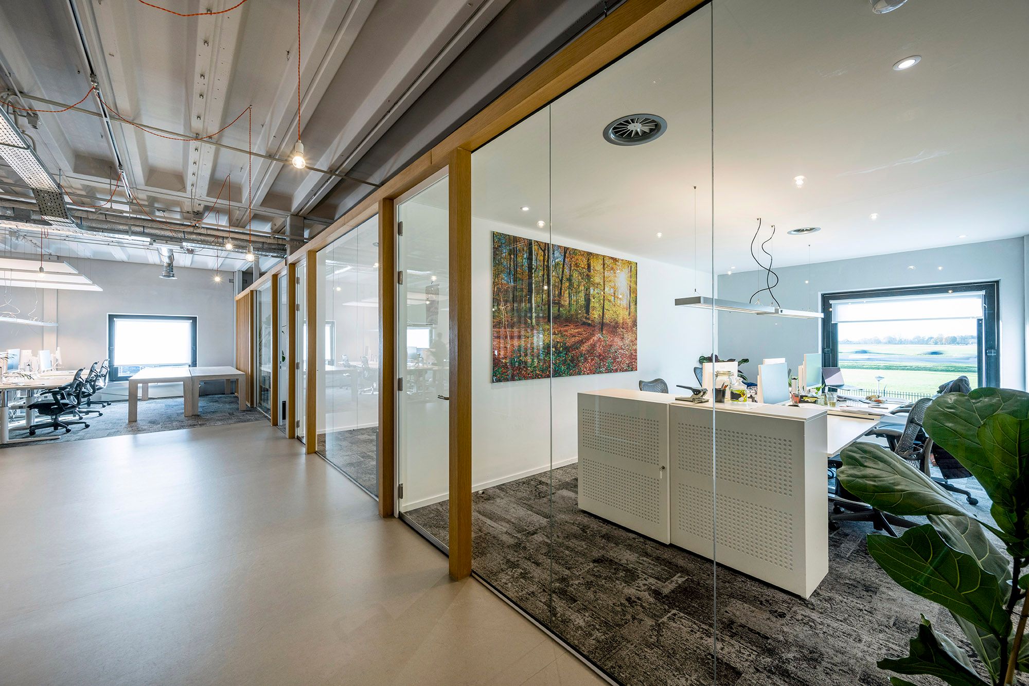 De Corridor 27
