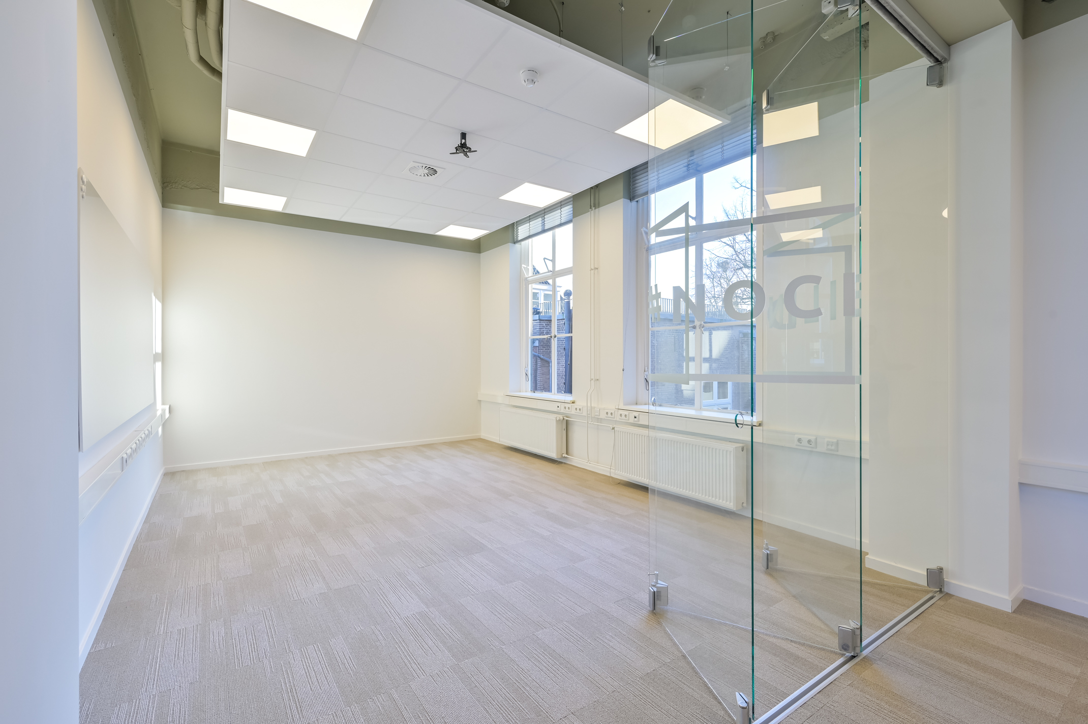 Hamburgerstraat, -2 28A