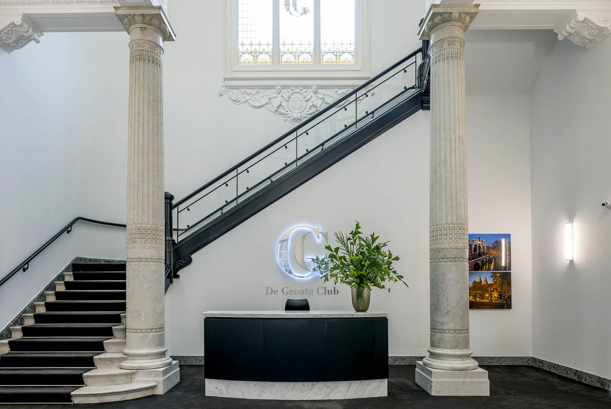 Paleisstraat 1