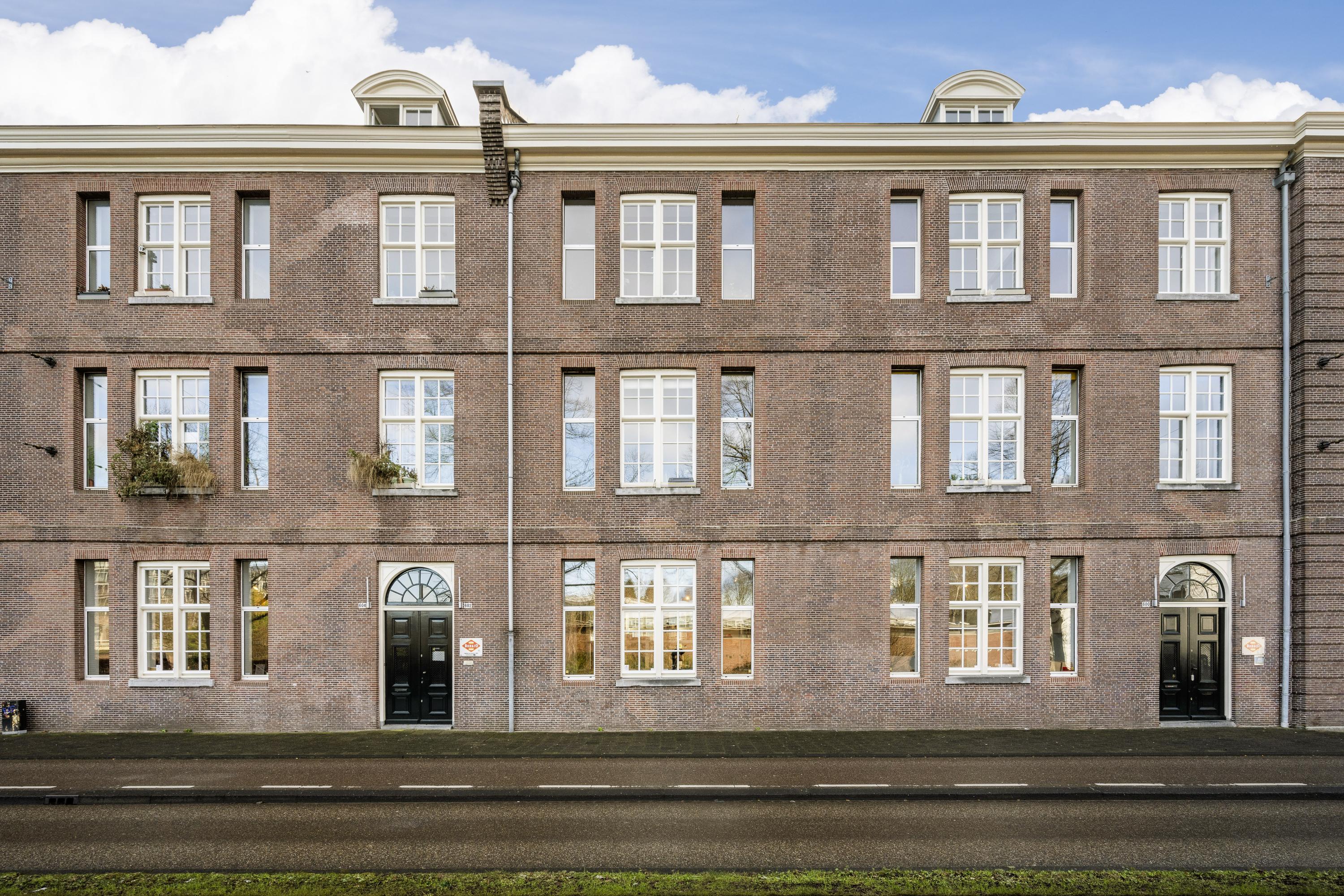 Sarphatistraat 610