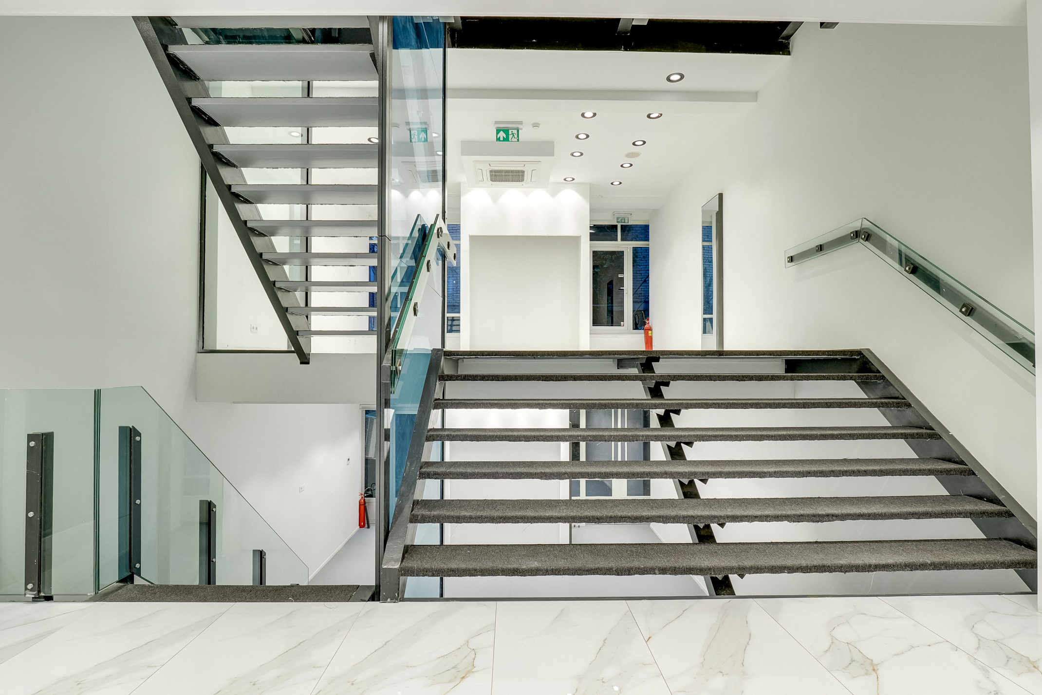 Lange Viestraat 2