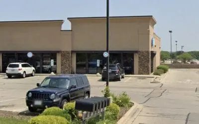 Multi-Tenant Retail Building