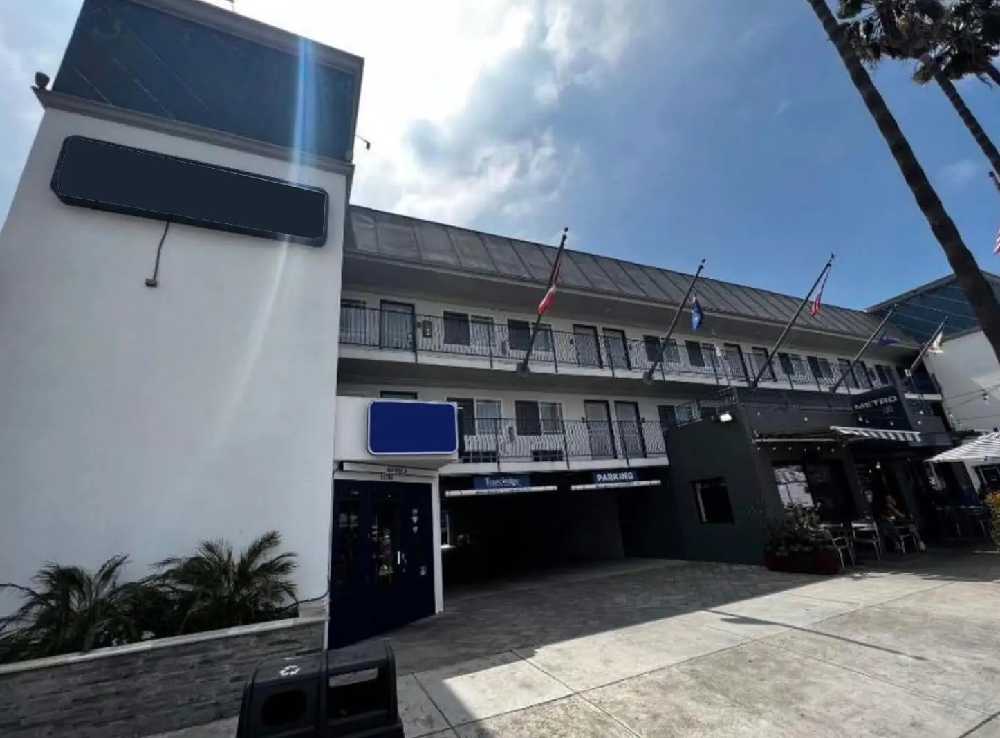 37-room Lodge Deal 