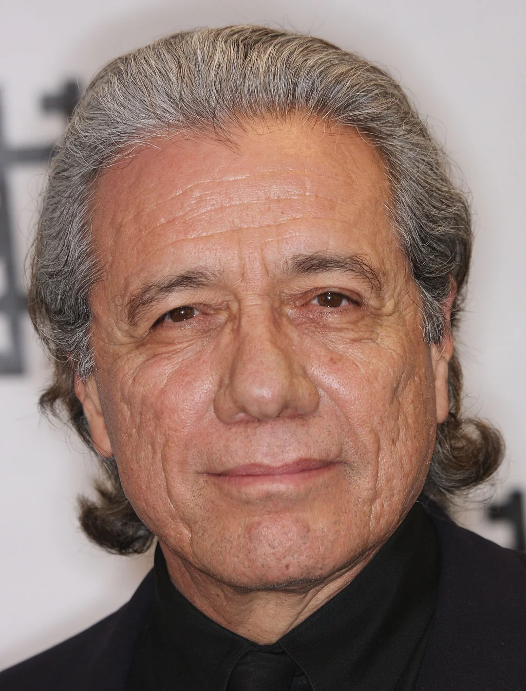 Edward James Olmos