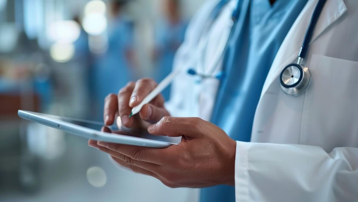 Clinician using tablet with stylus