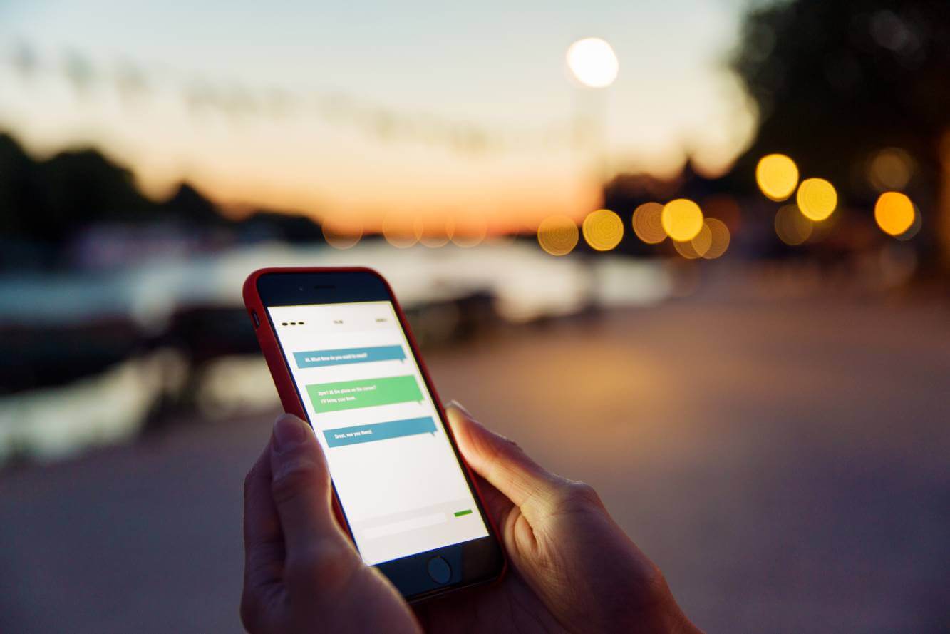 smartphone screen displaying text message scam