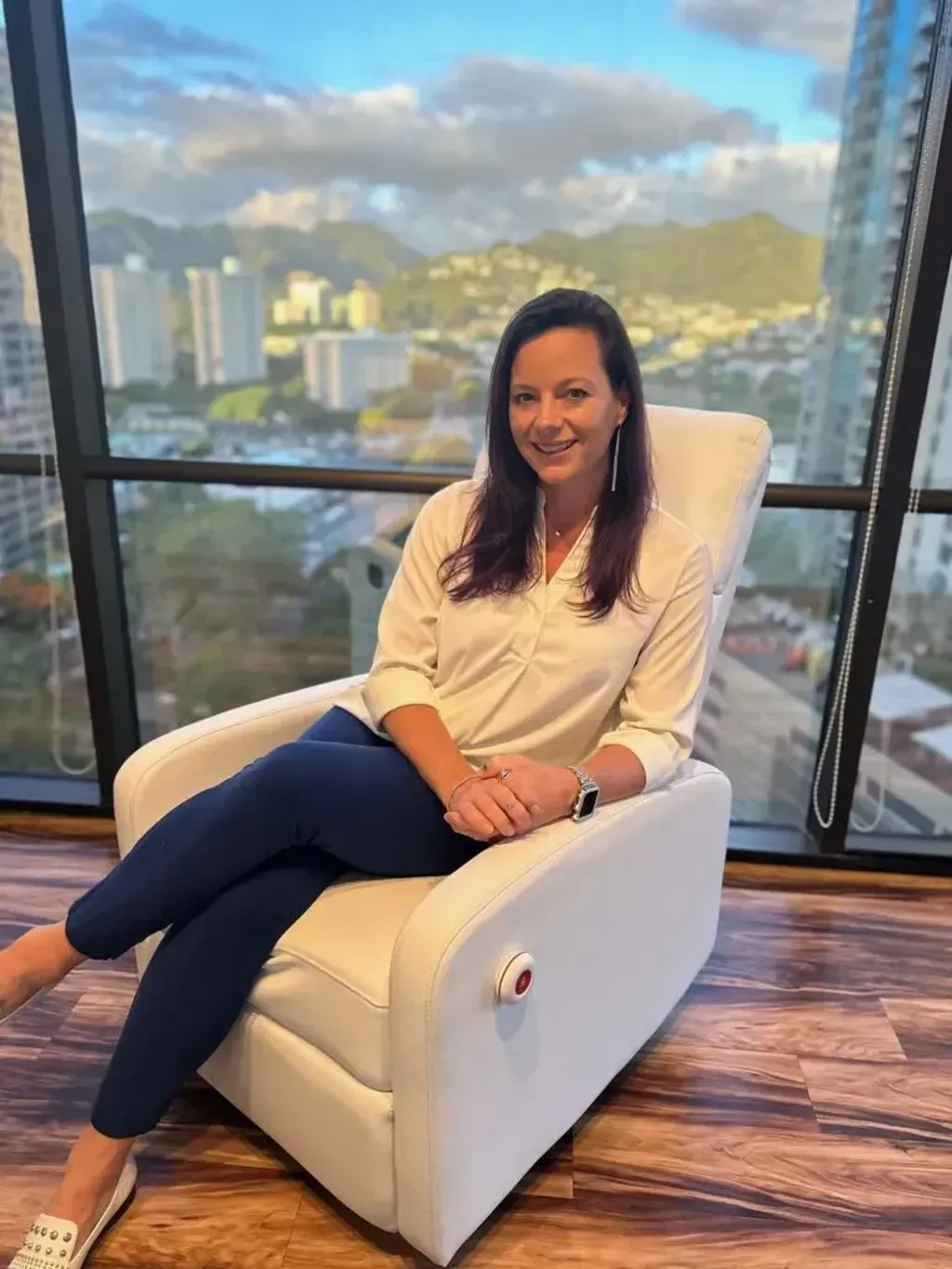 Dr. Jené Ferrante, ND, at Hawaii Natural Medicine in downtown Honolulu
