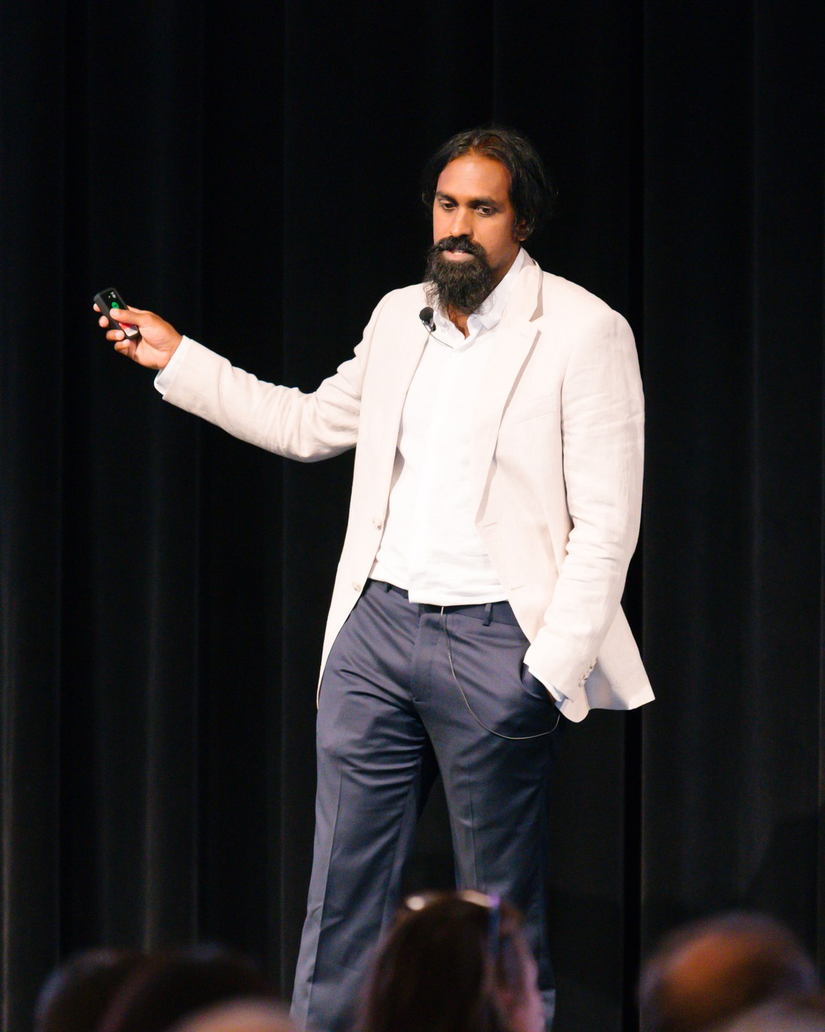 Shane Gunaratnam presenting on clinic economics at the Physio and Private Practice Symposium