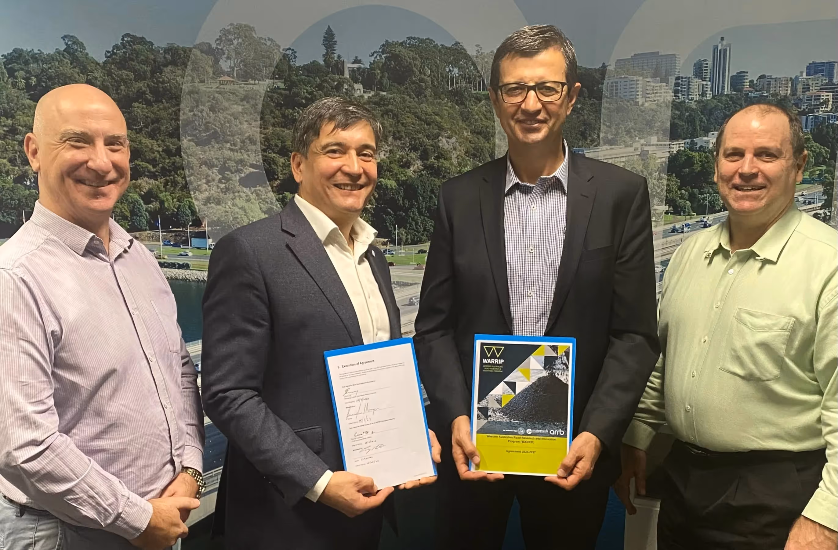 Ceremony of the renewal of the WARRIP partnership between NTRO/ARRB and Main Roads WA 