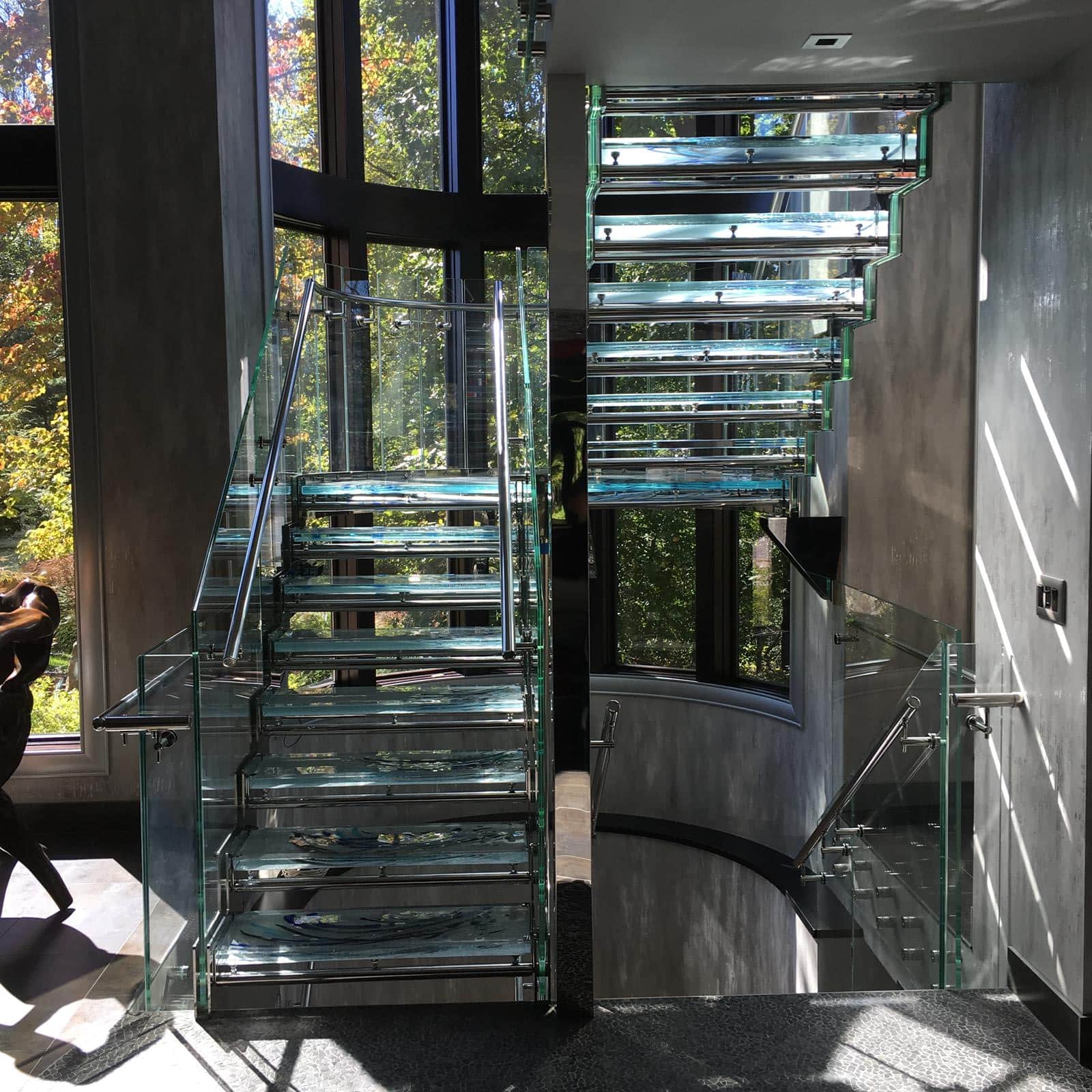 Escaliers en verre épais