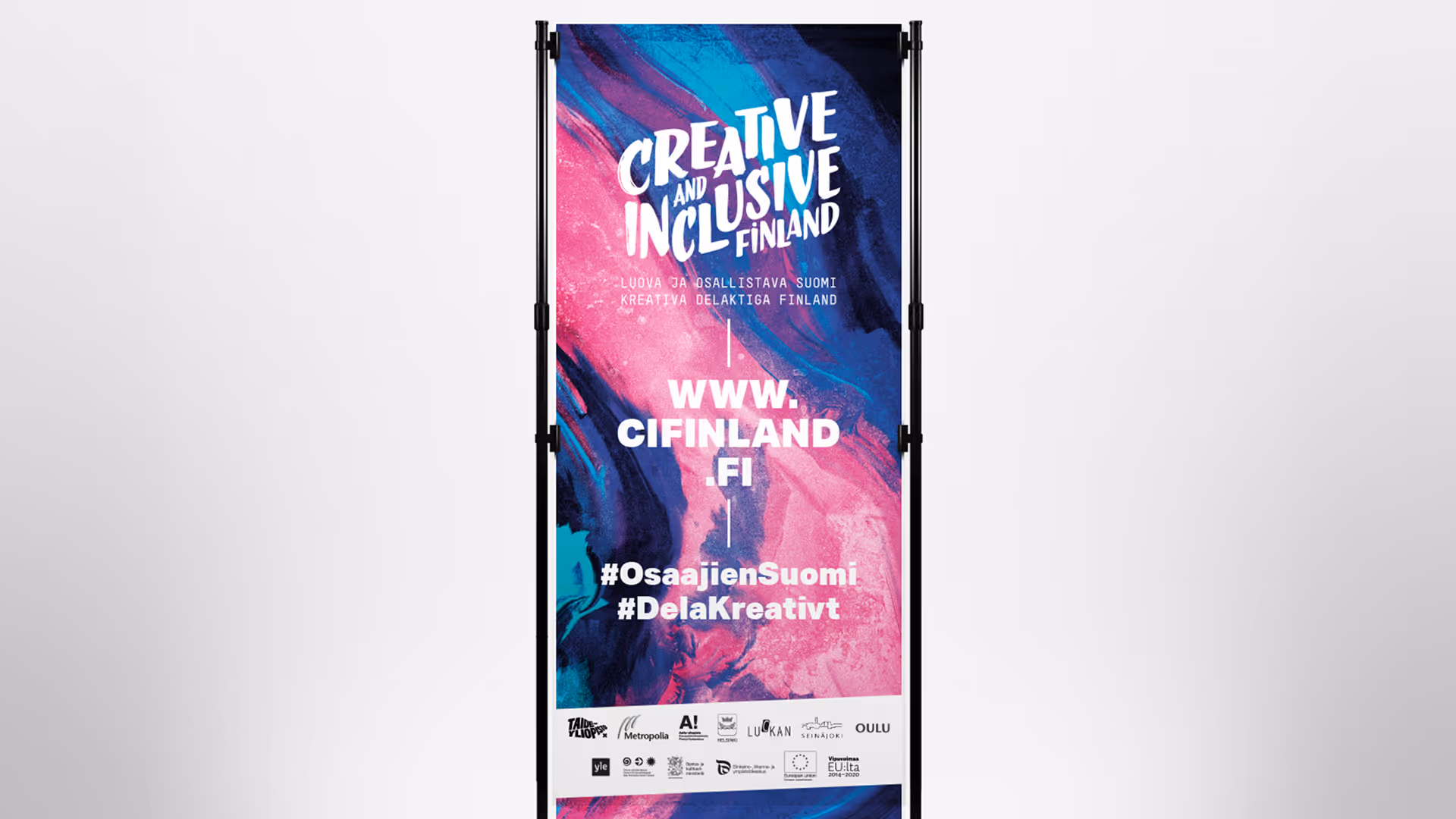 Roll up, jossa värikäs maalausmainen tausta ja CIF-logo.