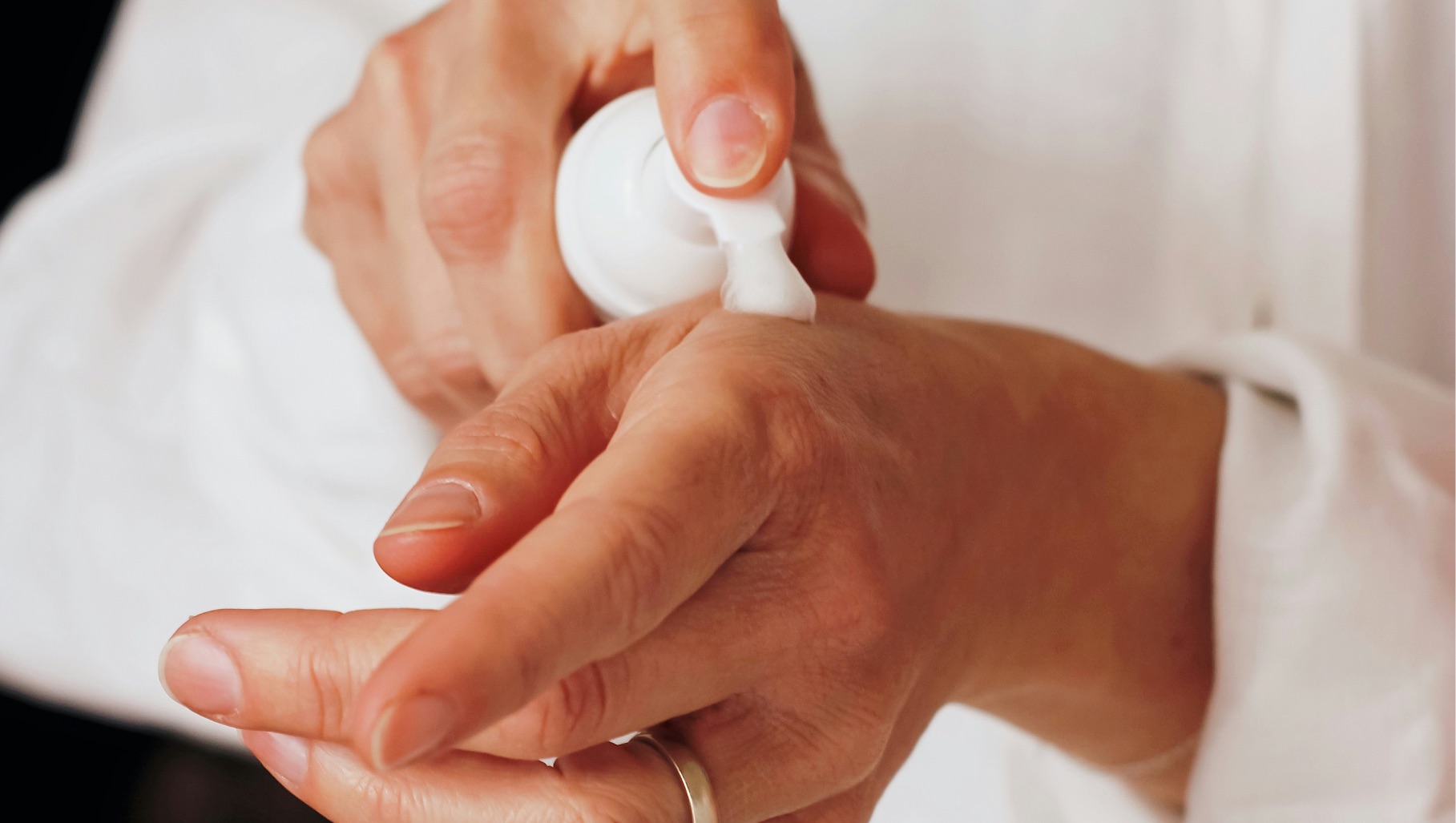 Peau sèche, eczéma : comment protéger sa peau en hiver ?