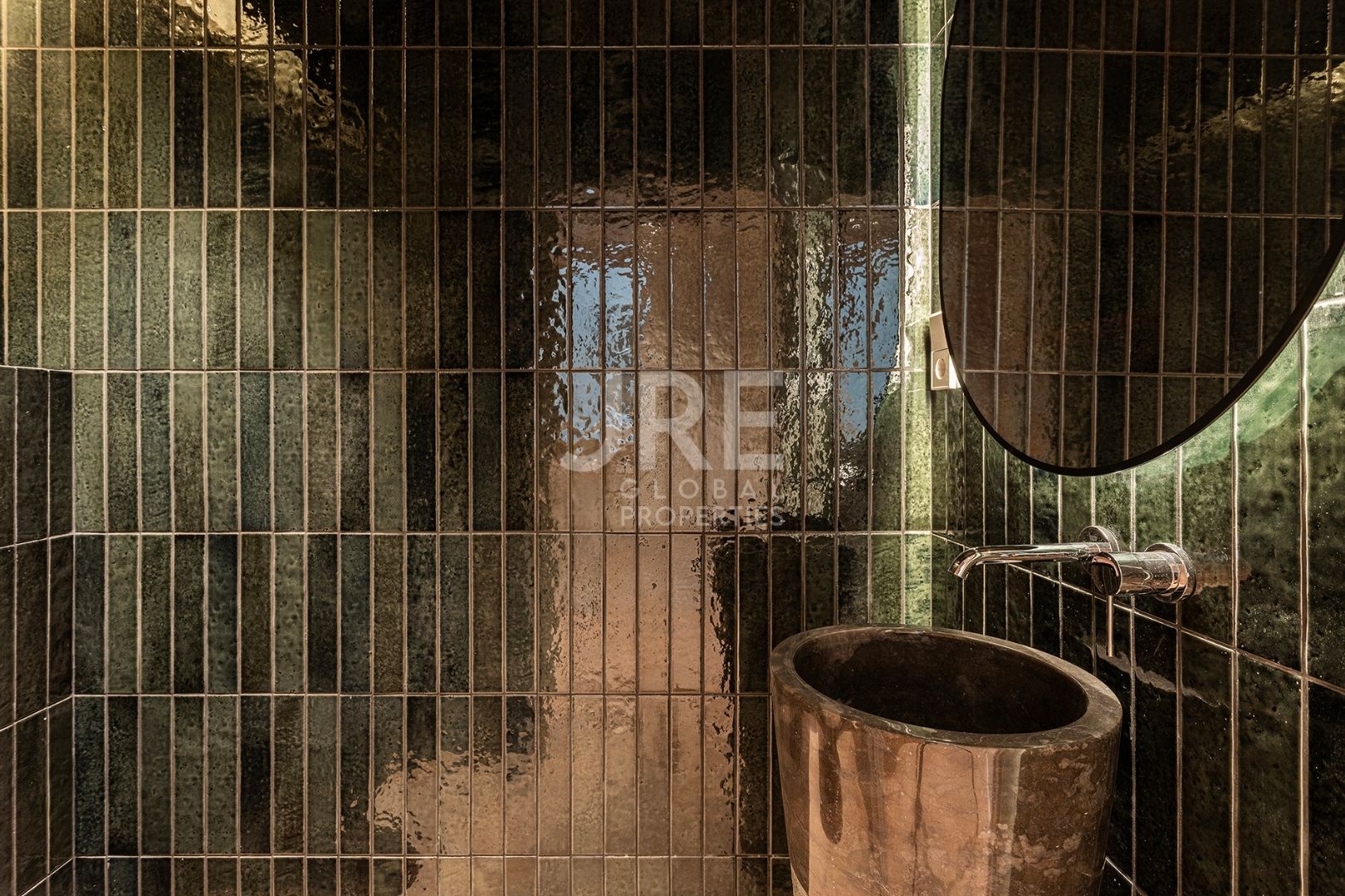 Exclusive High-Floor Luxury Apartment - Photo 13 | JRE Global Properties