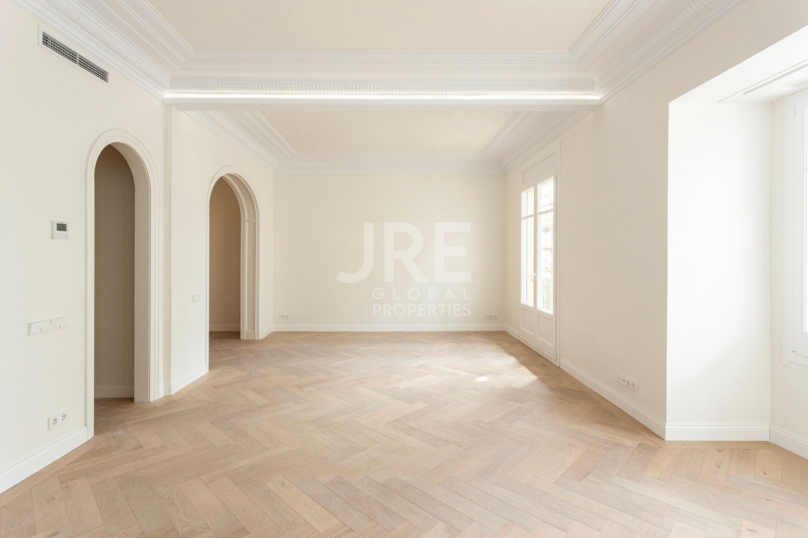 Exclusive High-Floor Luxury Apartment - Photo 8 | JRE Global Properties