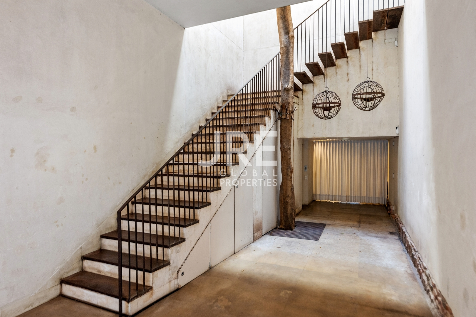 Private Terrace Mansion - Photo 19 | JRE Global Properties