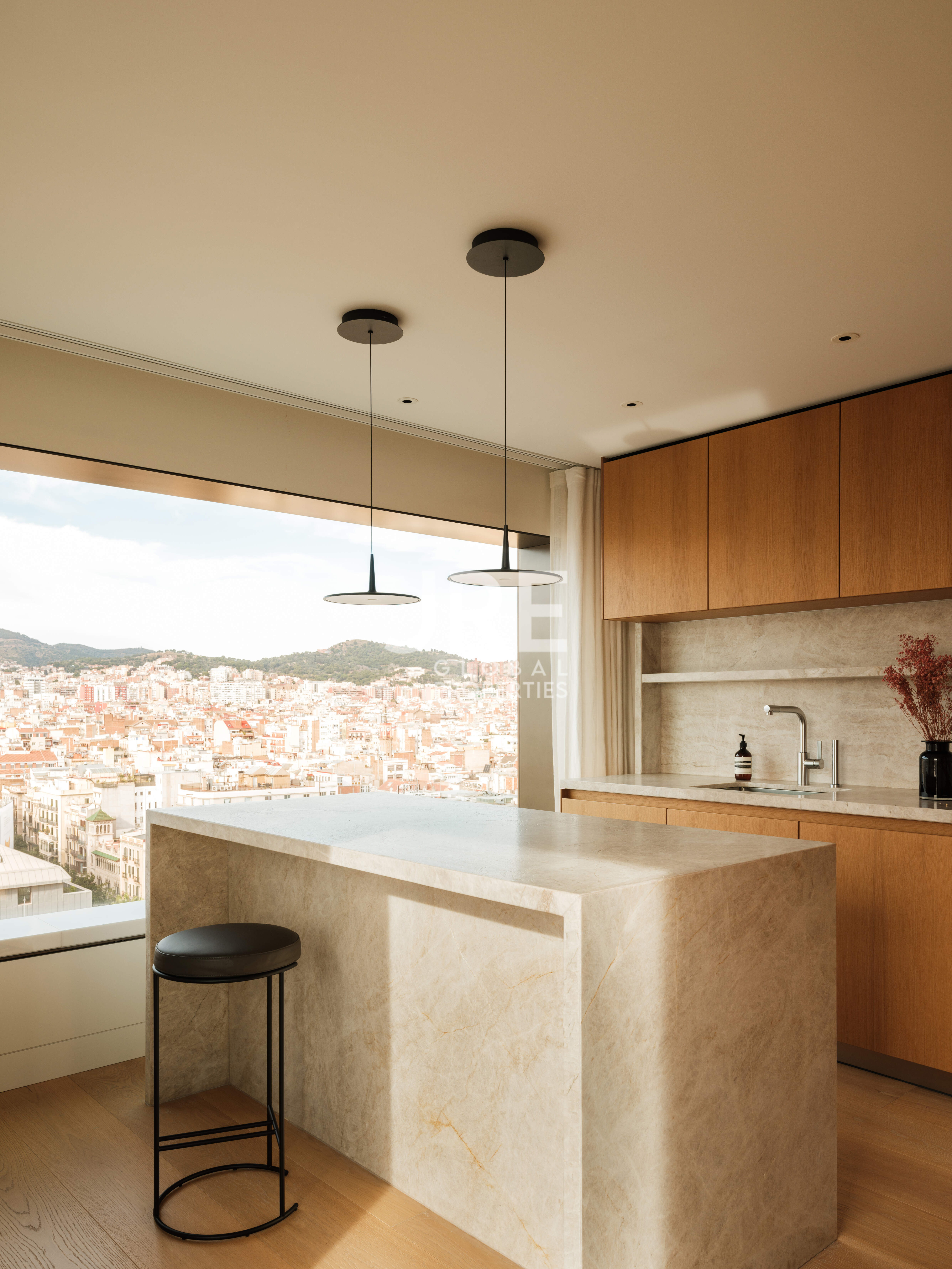 Mandarin Oriental Residences - Photo 5 | JRE Global Properties
