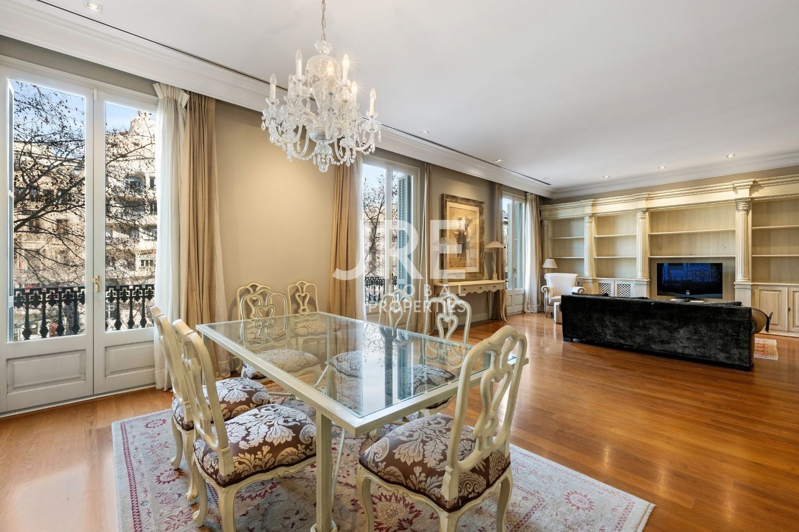 Luxury Apartment Passeig de Gràcia - Photo 1 | JRE Global Properties