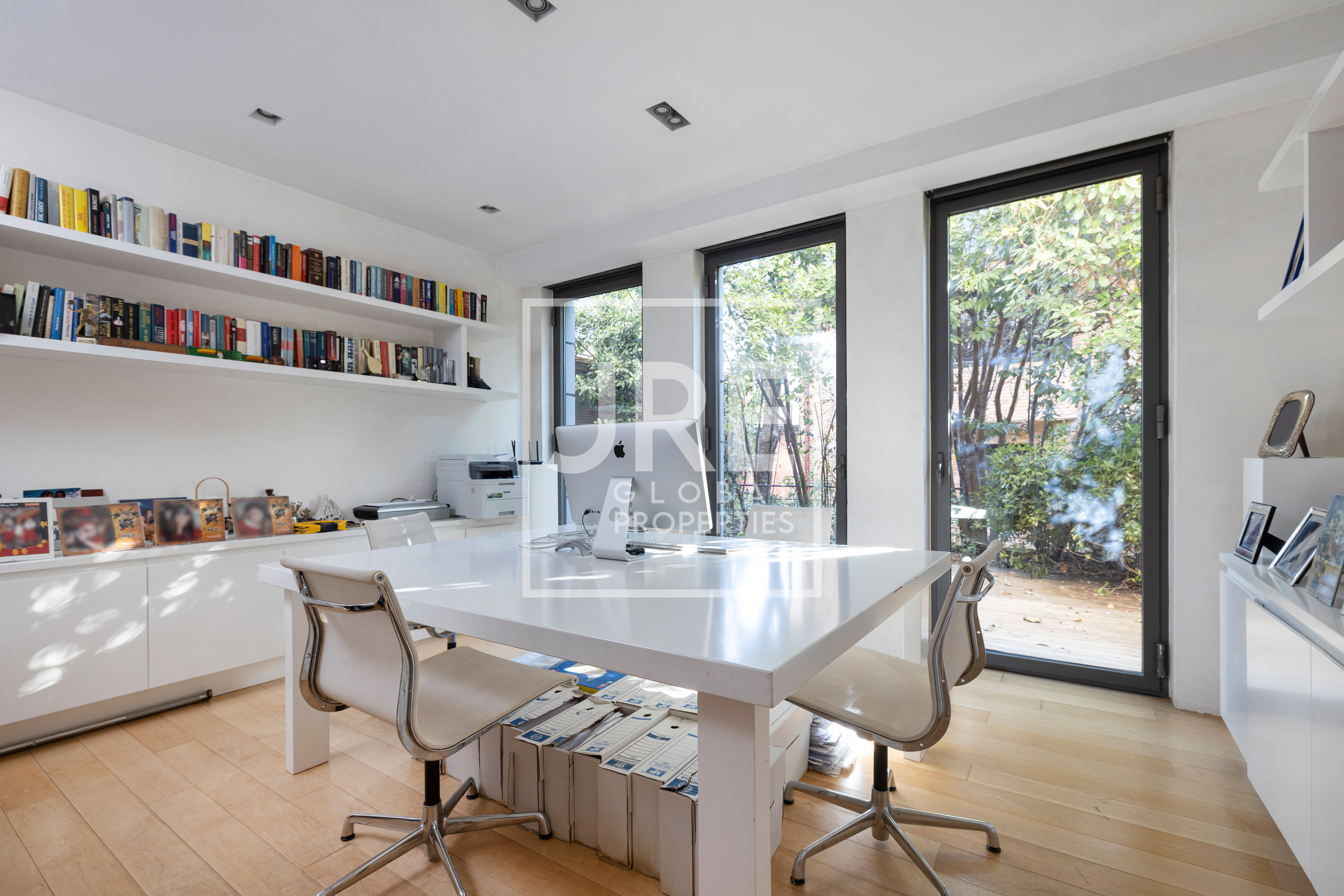 House Tibidabo - Photo 16 | JRE Global Properties