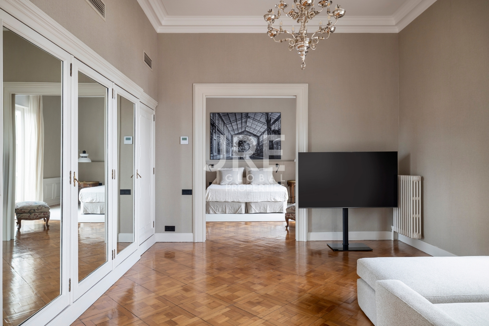 Luxury Apartment on Paseo de Gracia - Photo 14 | JRE Global Properties
