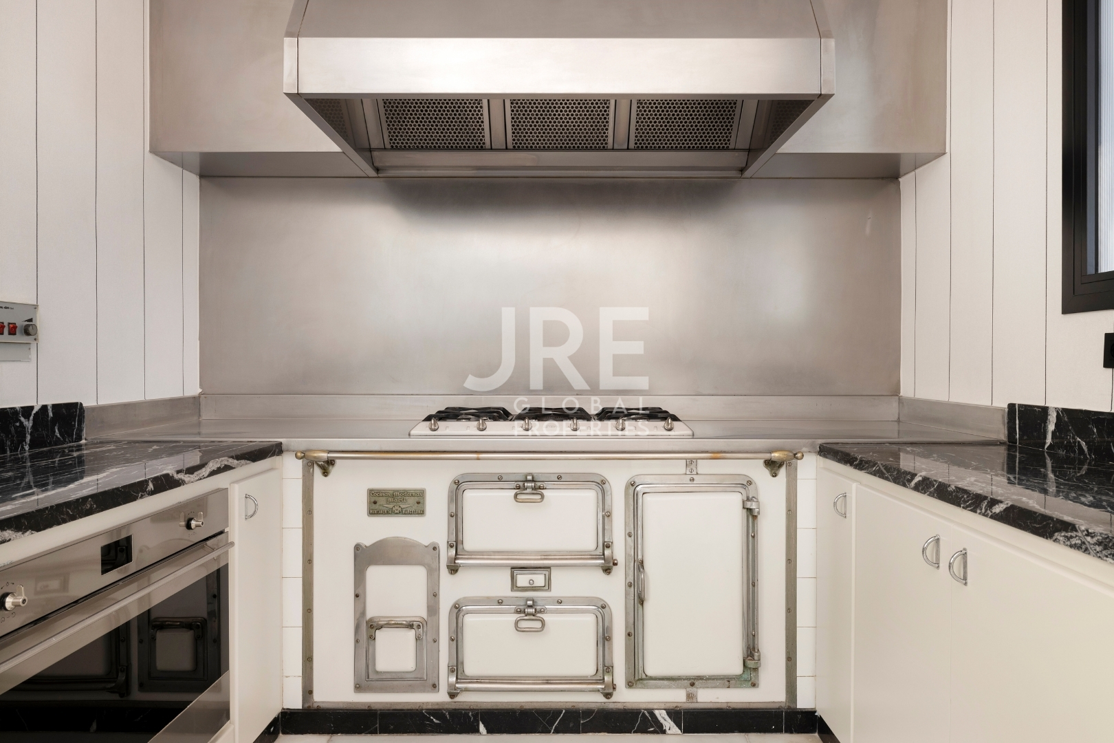 Luxury Apartment on Paseo de Gracia - Photo 20 | JRE Global Properties