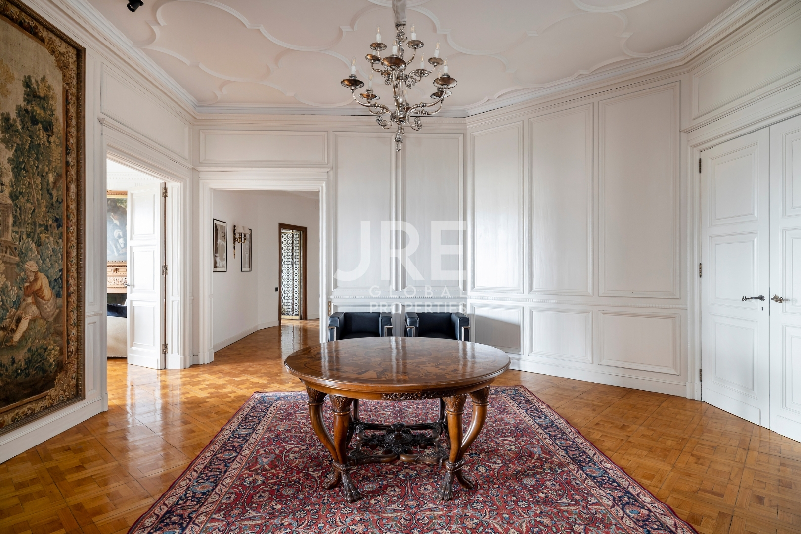 Luxury Apartment on Paseo de Gracia - Photo 16 | JRE Global Properties