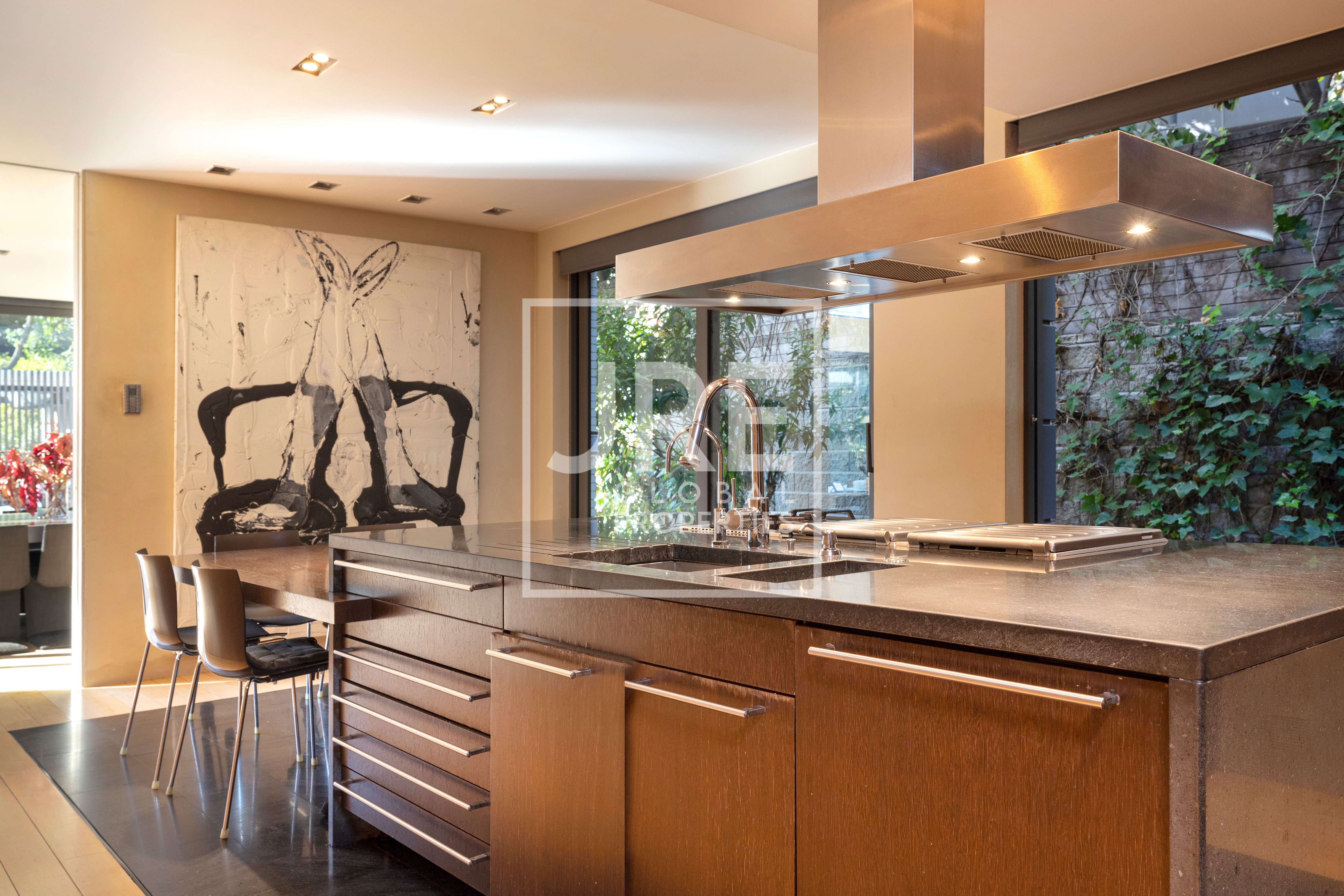 House Tibidabo - Photo 6 | JRE Global Properties