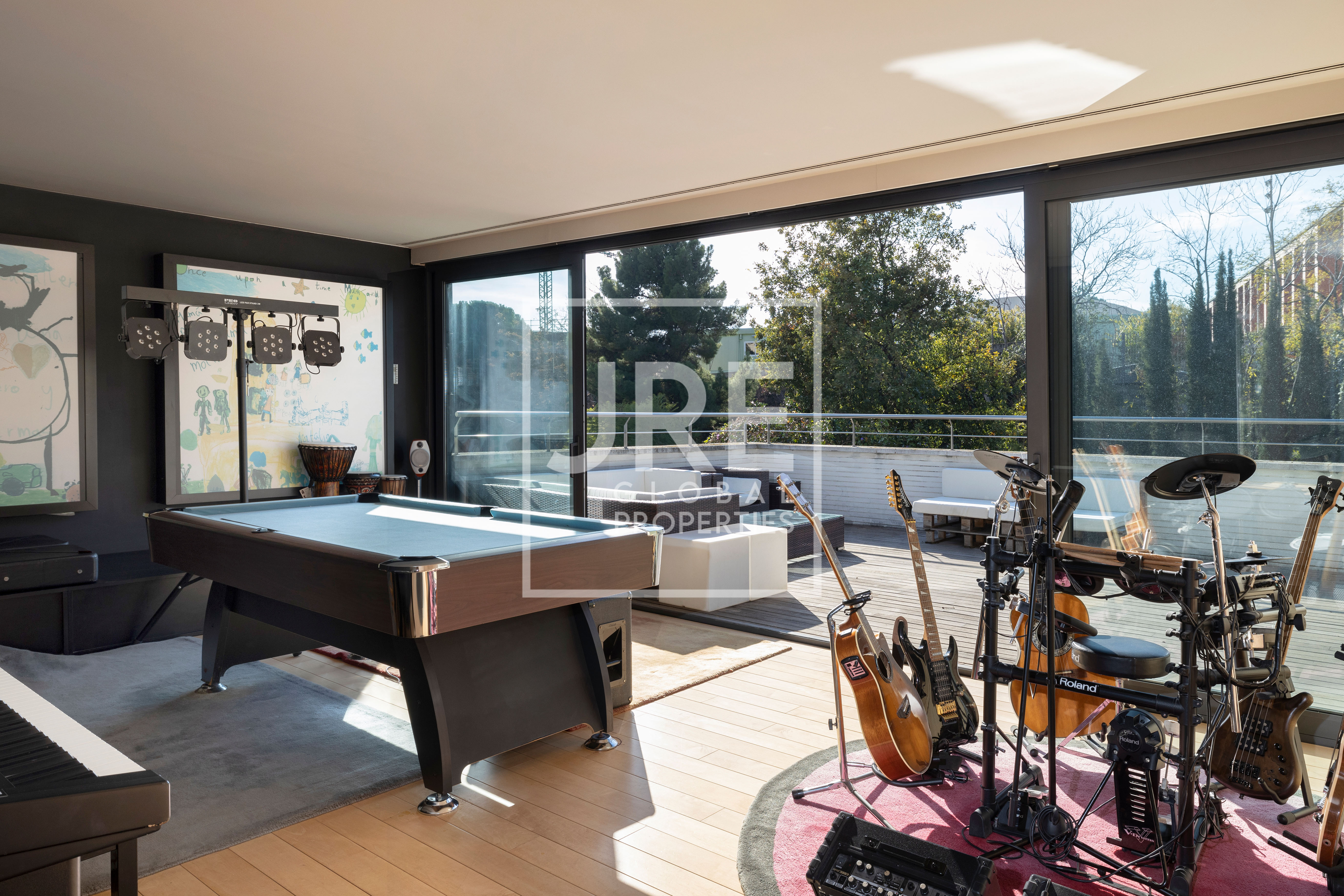House Tibidabo - Photo 12 | JRE Global Properties