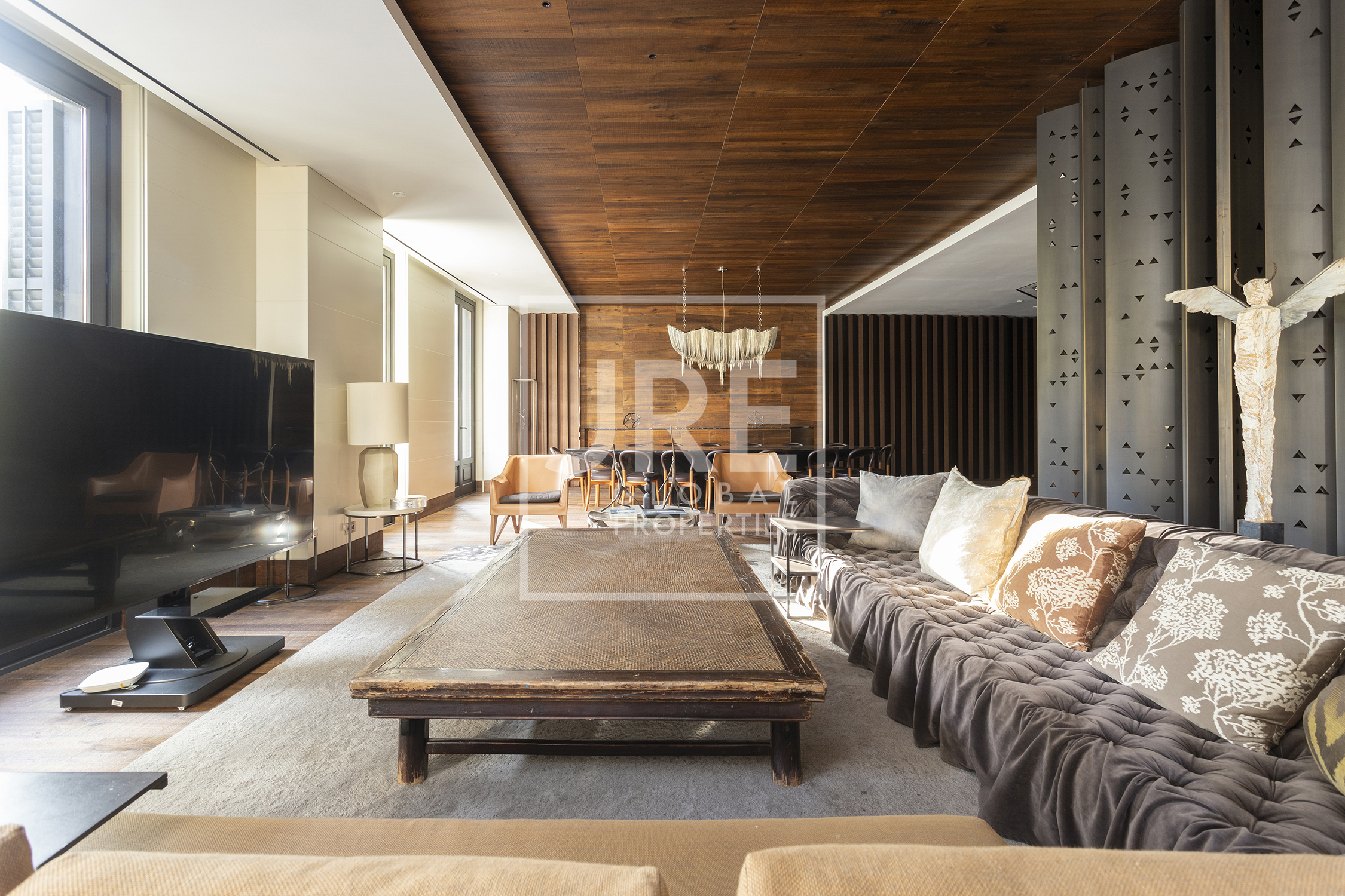 The Urban Sanctuary - Photo 4 | JRE Global Properties