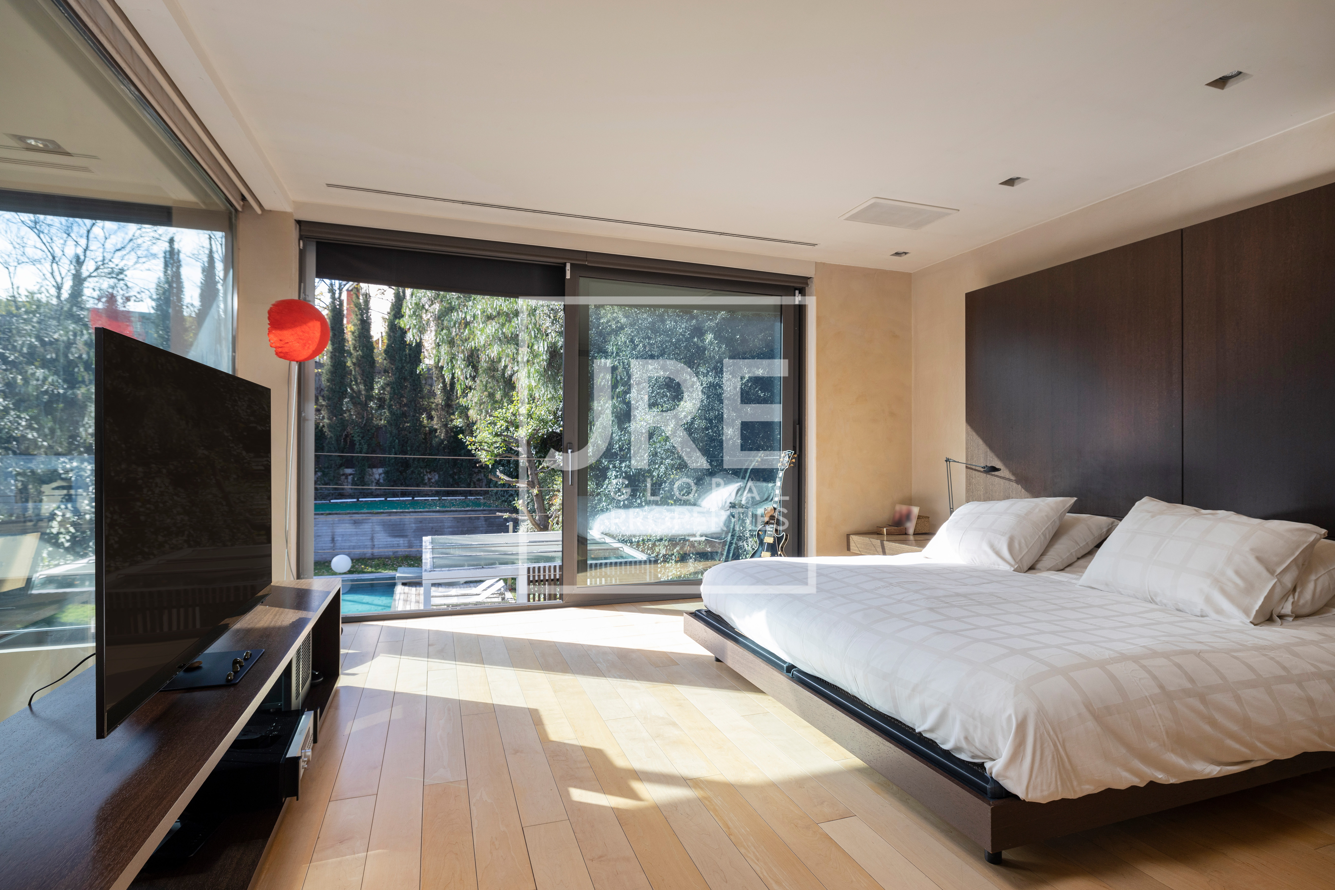 House Tibidabo - Photo 8 | JRE Global Properties
