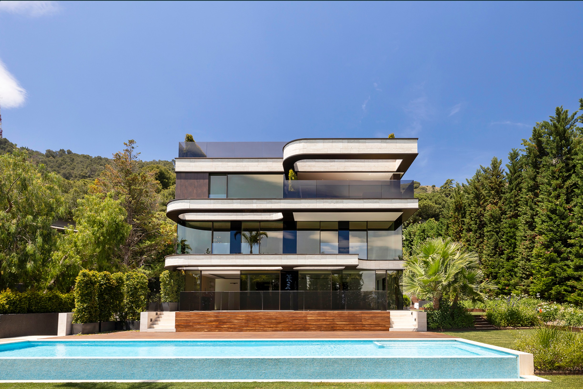 Villa Grande | JRE Global Properties