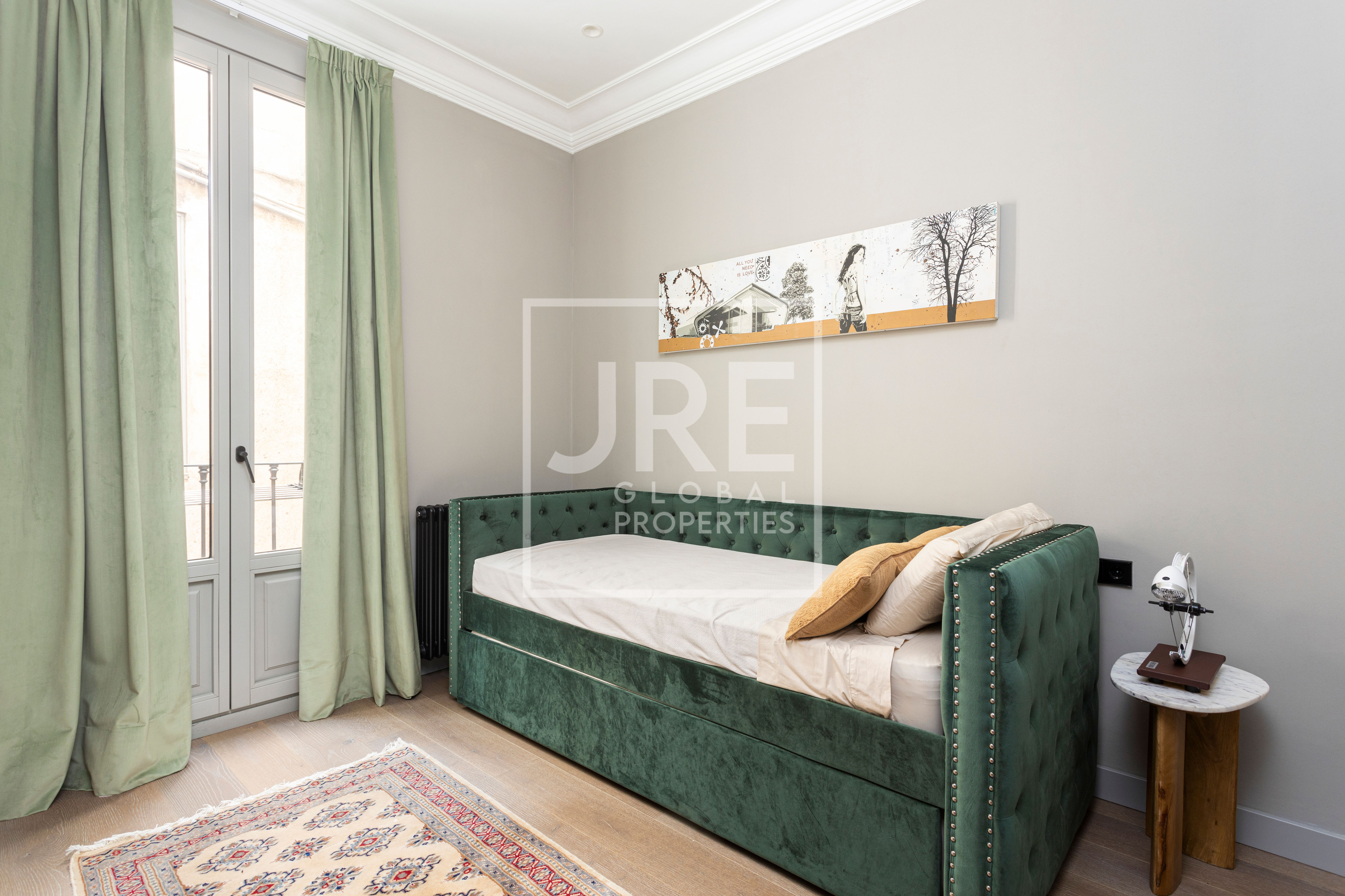 Rambla Catalunya Property - Photo 16 | JRE Global Properties