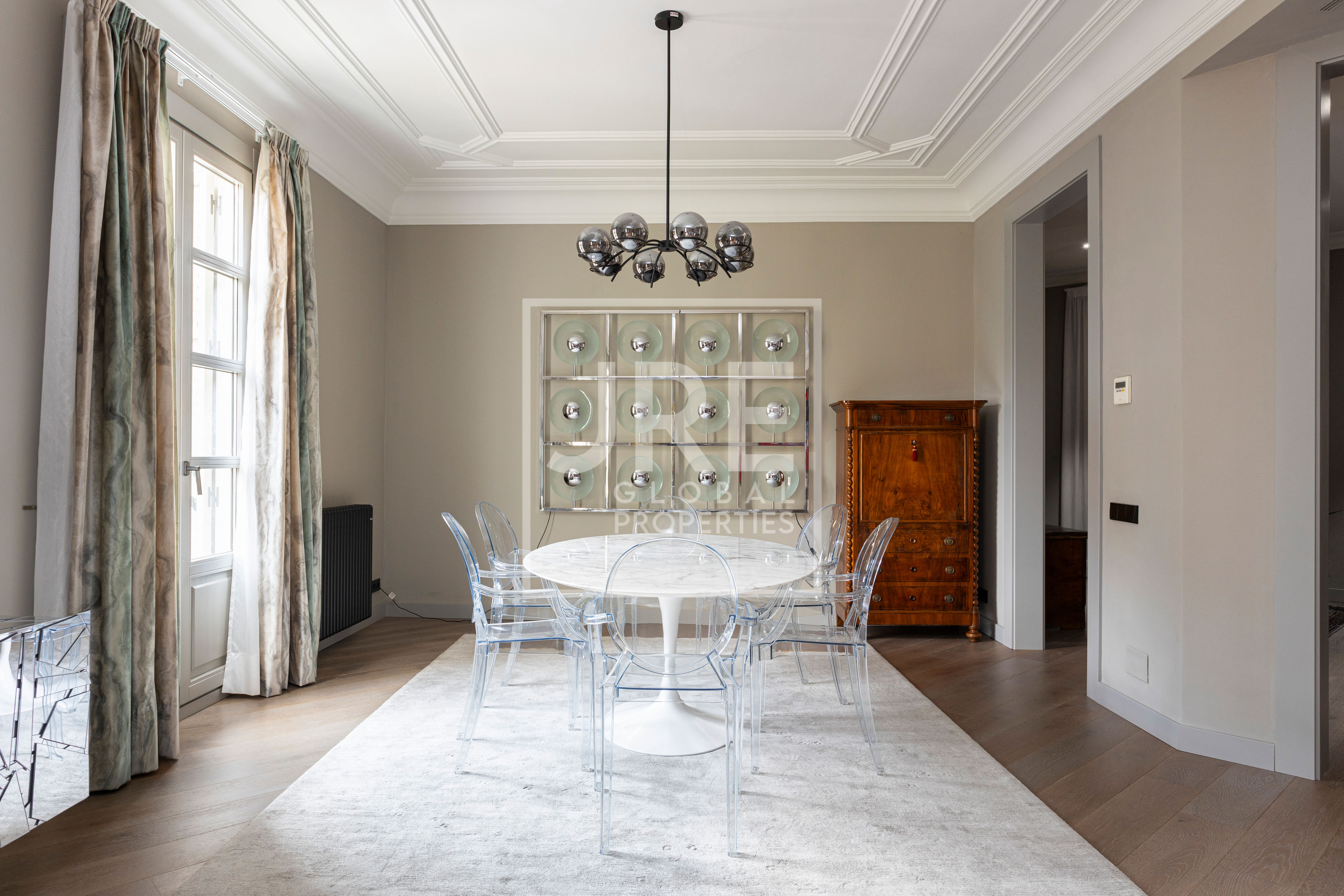 Rambla Catalunya Property - Photo 3 | JRE Global Properties