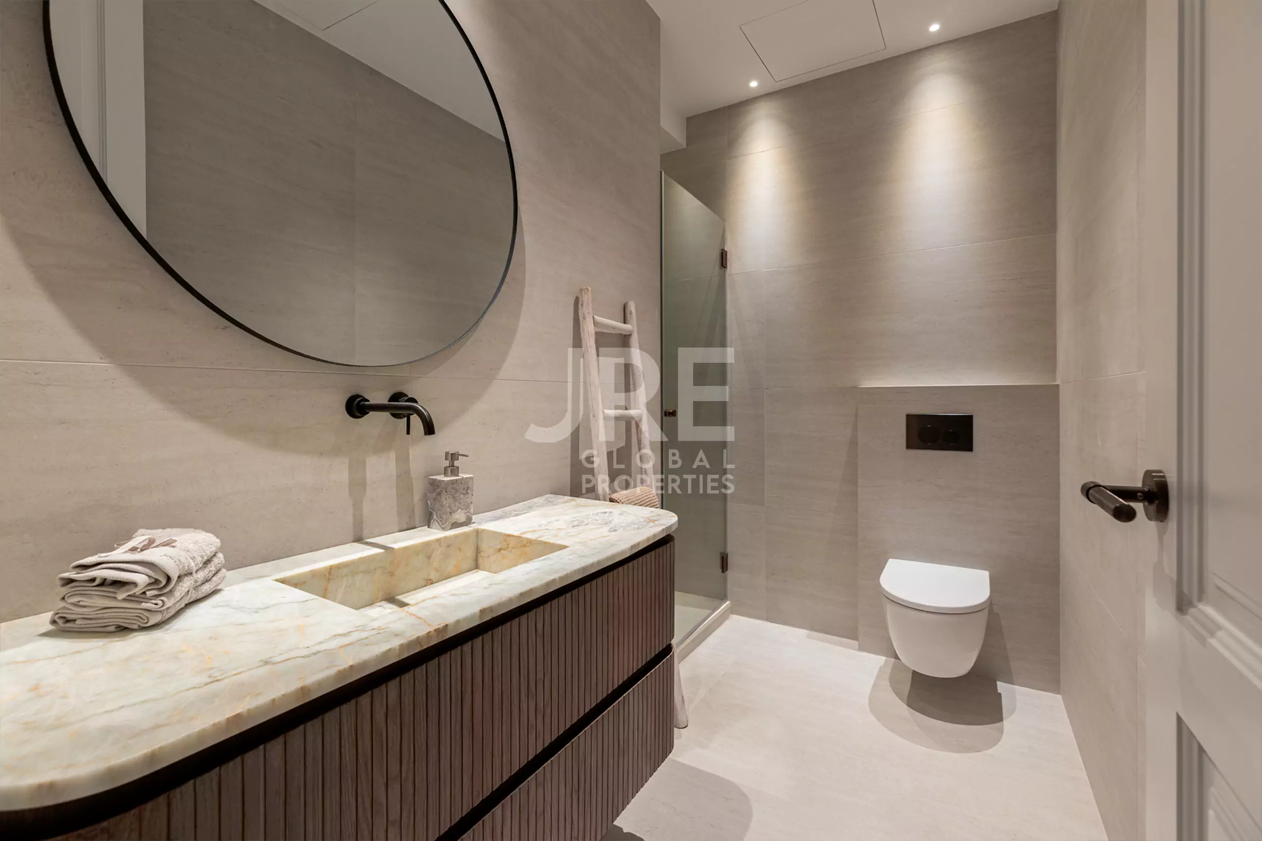 luxury-penthouse-recently-refurbished-restroom-toilet