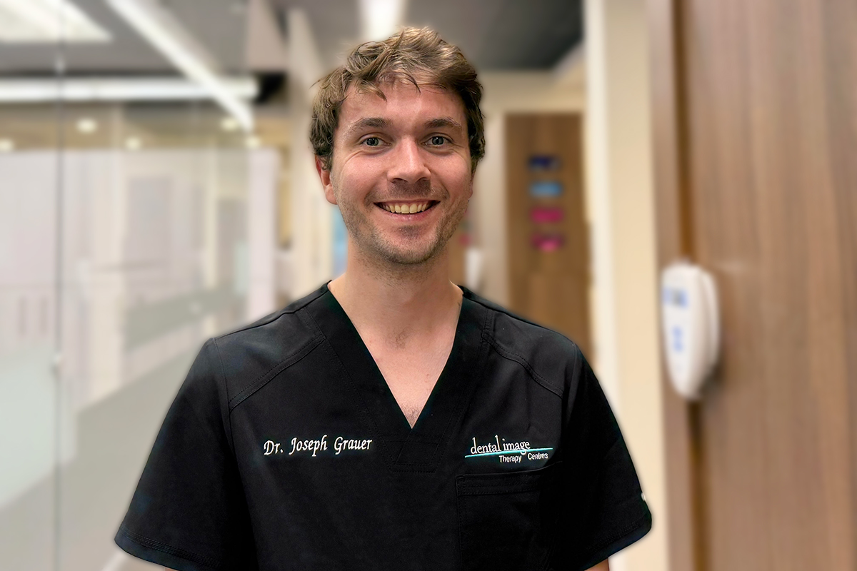 Headshot of Dr. Joseph Grauer