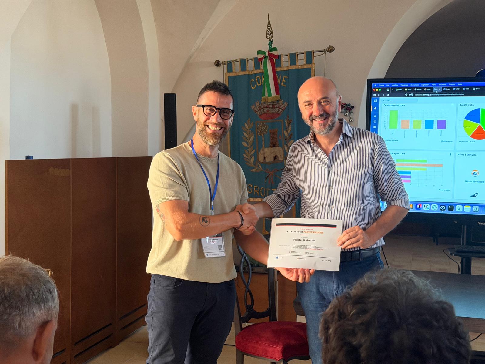 Momento conclusivo della prima edizione con gli attestati
