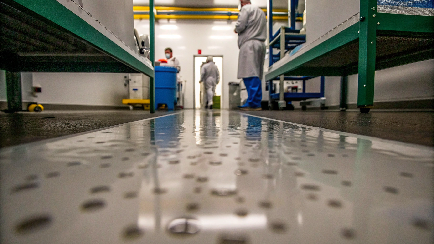 Pharmaceutical Manufacturing: Preventing Cross-Contamination Pharmaceutical Manufacturing: Preventing Cross-Contamination