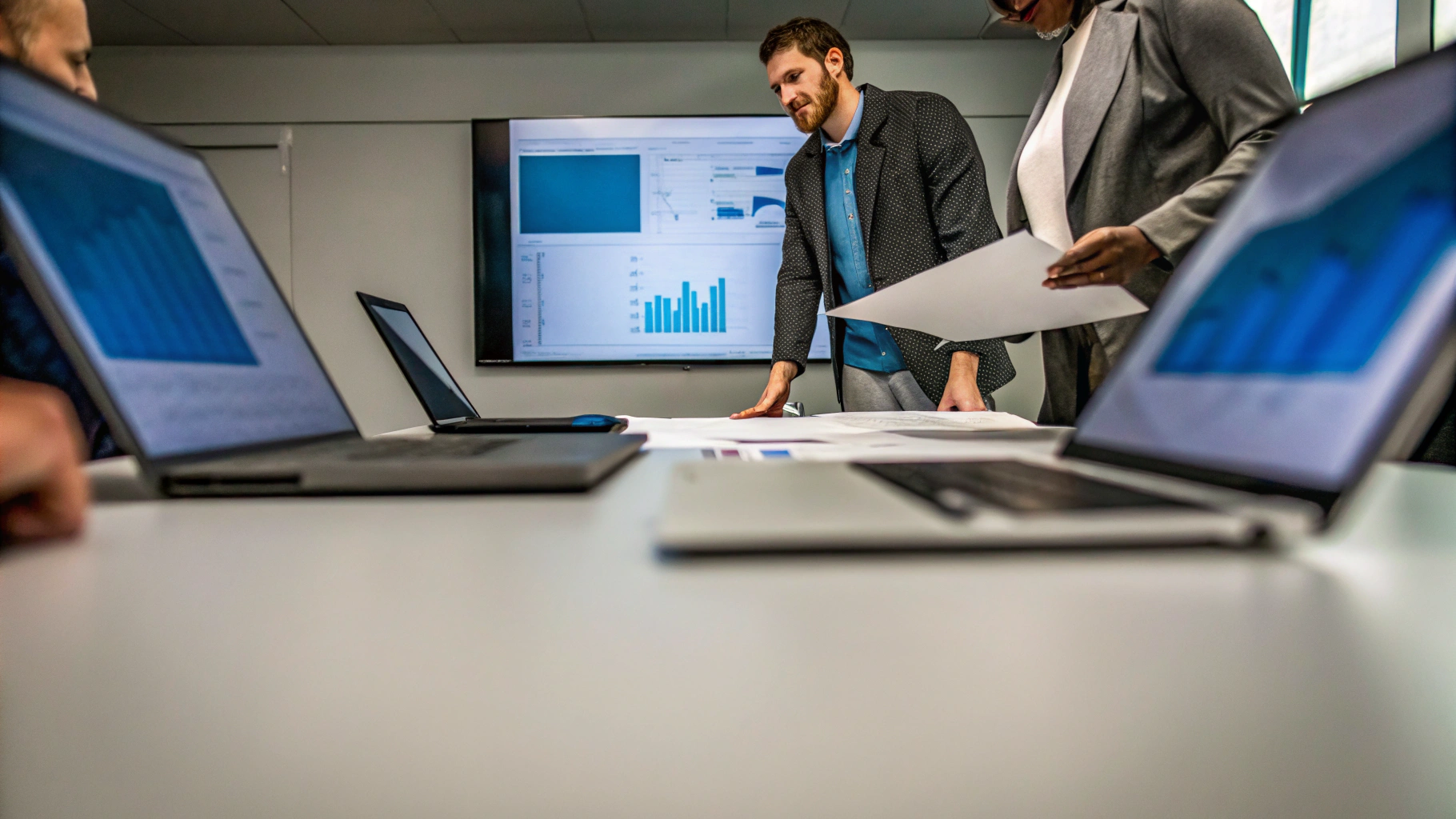 Integrating Technology in Compliance Management Integrating Technology in Compliance Management