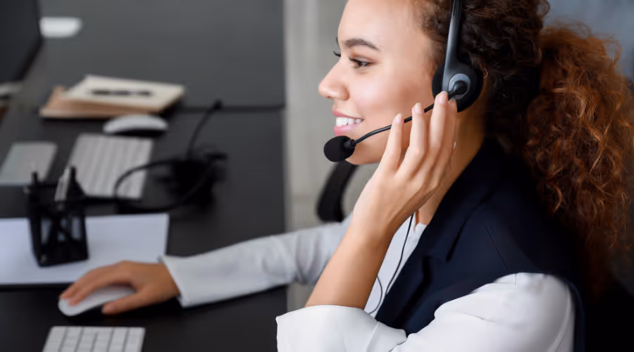 Call centre lady on phone