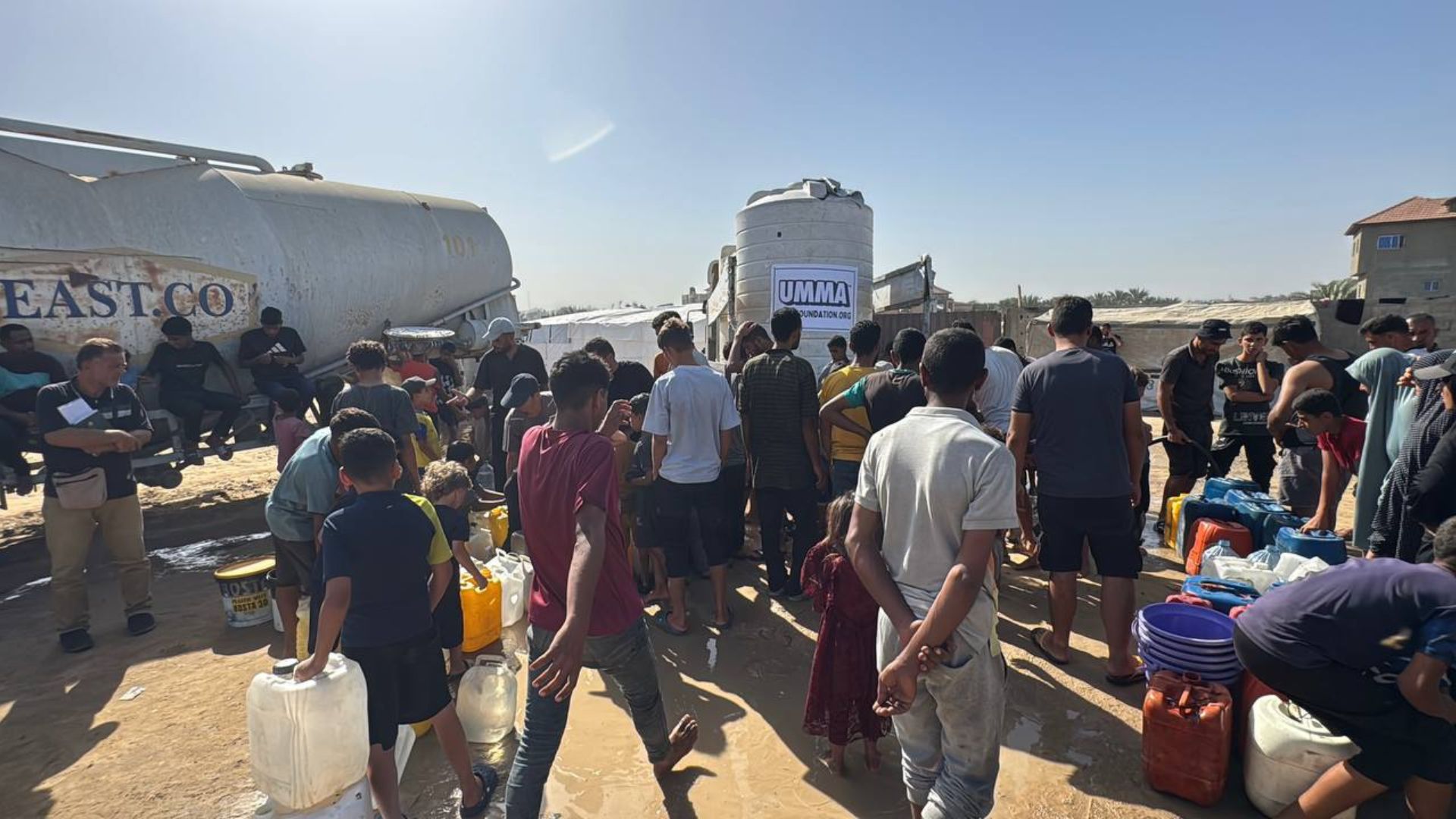 Umma Foundation water relief supporting families in crisis.