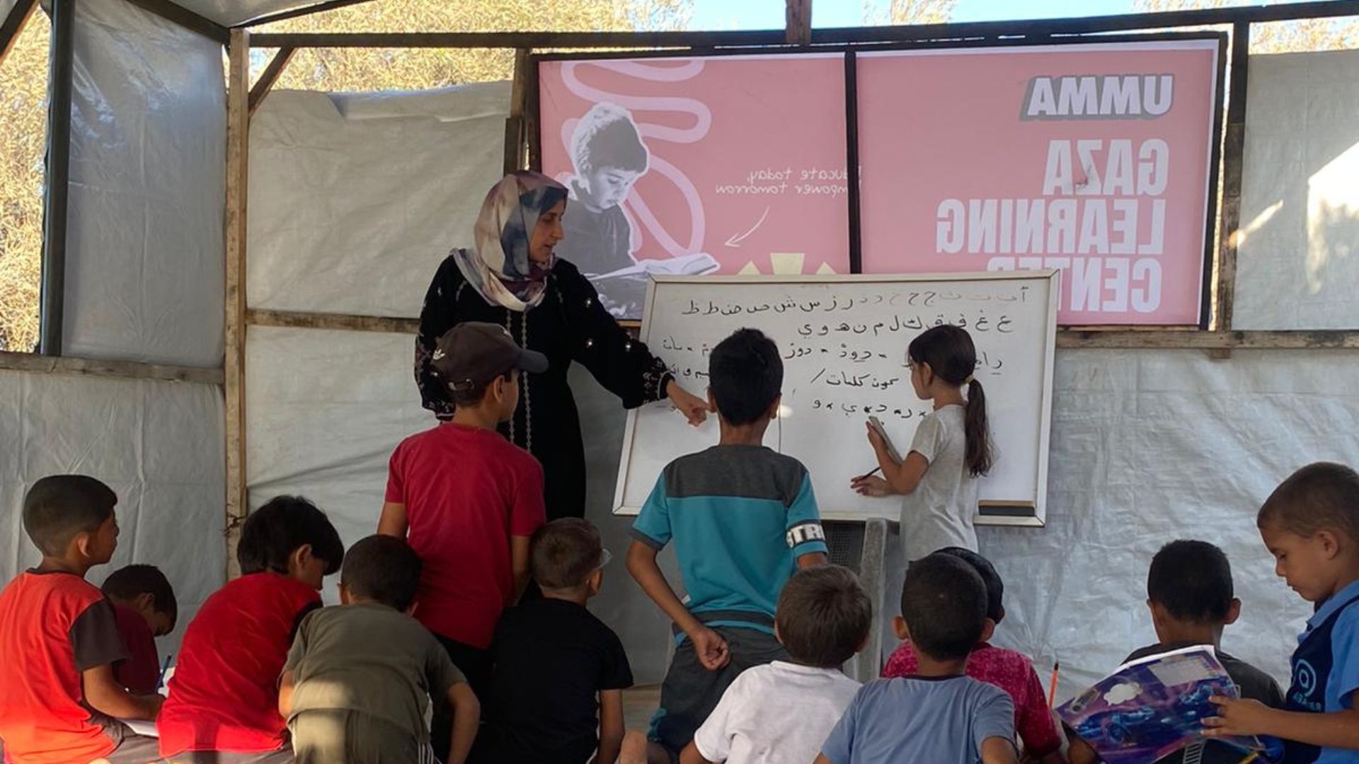 UMMA Foundation education program helping children continue learning during the Gaza humanitarian crisis