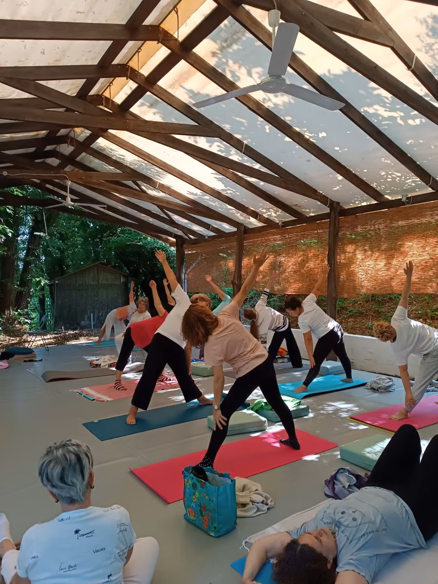 trikonasana