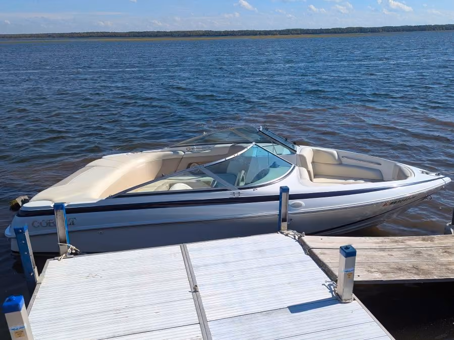 Cobalt 190 Runabout side view at dock