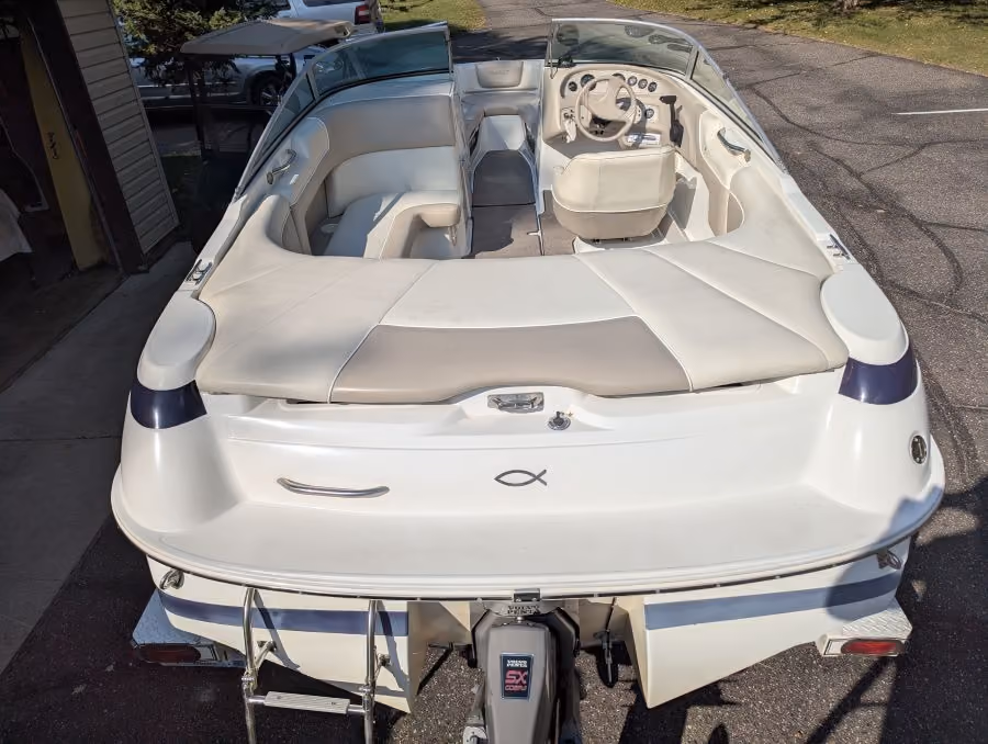 Cobalt 190 Runabout from rear