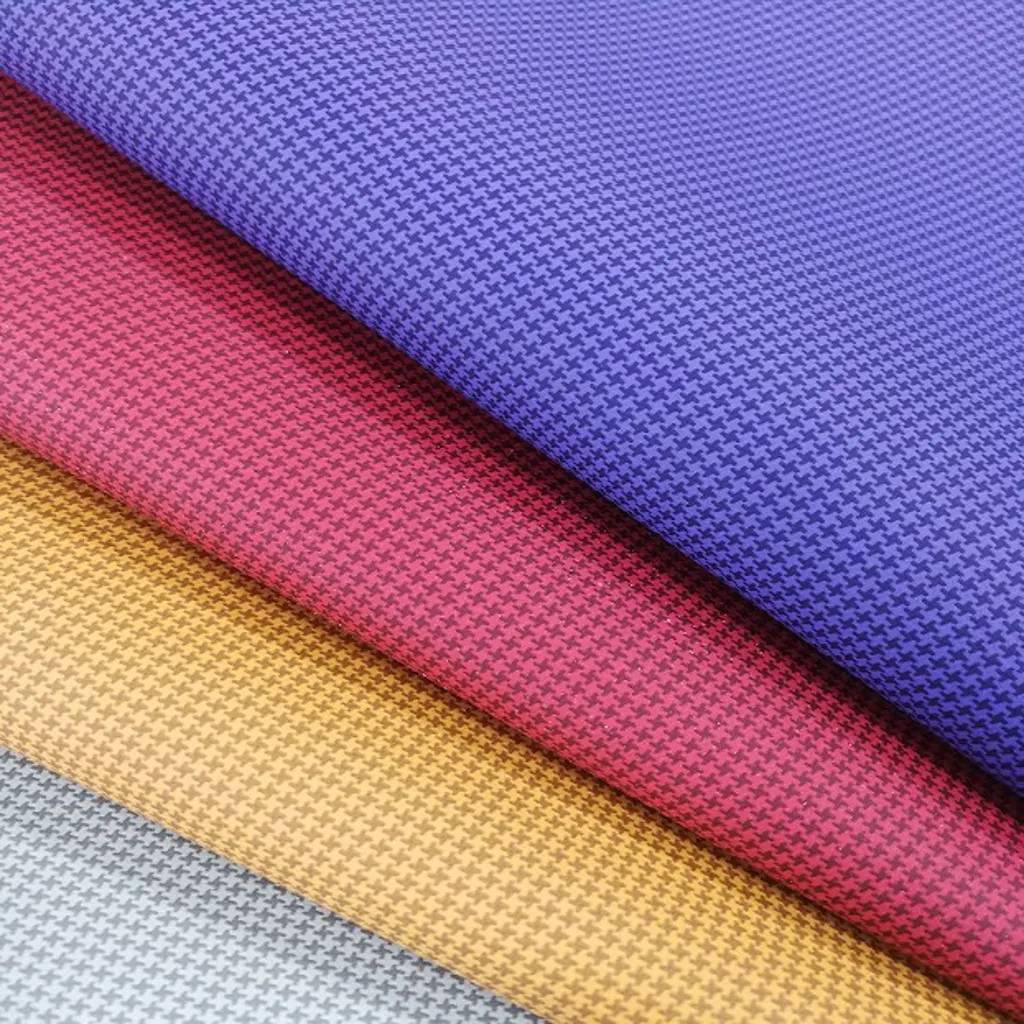 Classic pied de poule medical-grade coated fabric—antibacterial, durable, and stylish for healthcare and clinical settings.
