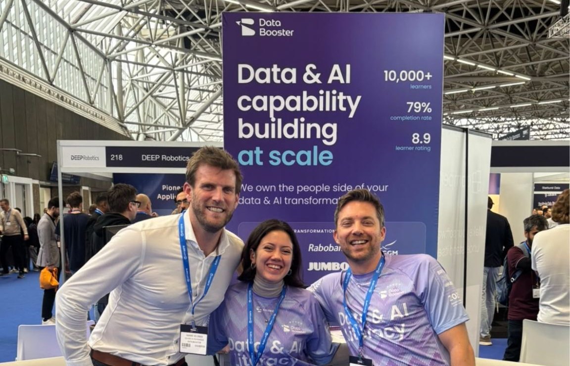Nanne, Berfin et Wouter de Data Booster à l’AI & Big Data Expo 2026, stand T56