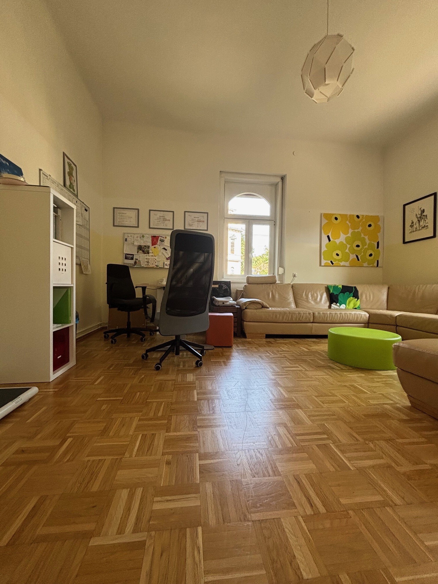 Ordinations- bzw. Büroräumlichkeiten in Altvilla