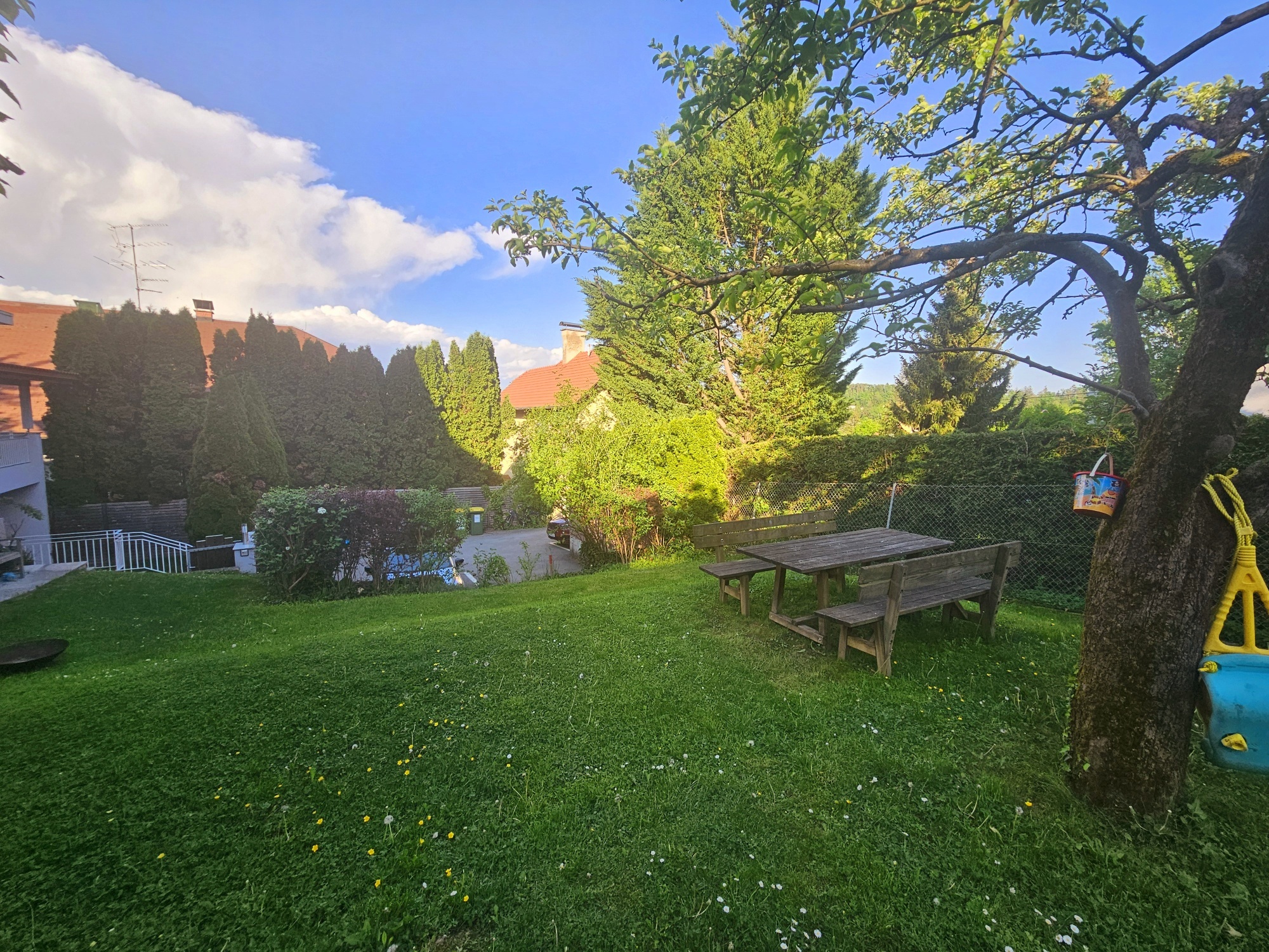 Helle Stadtoase mit Galerie – zeitloser Charme & moderne Eleganz